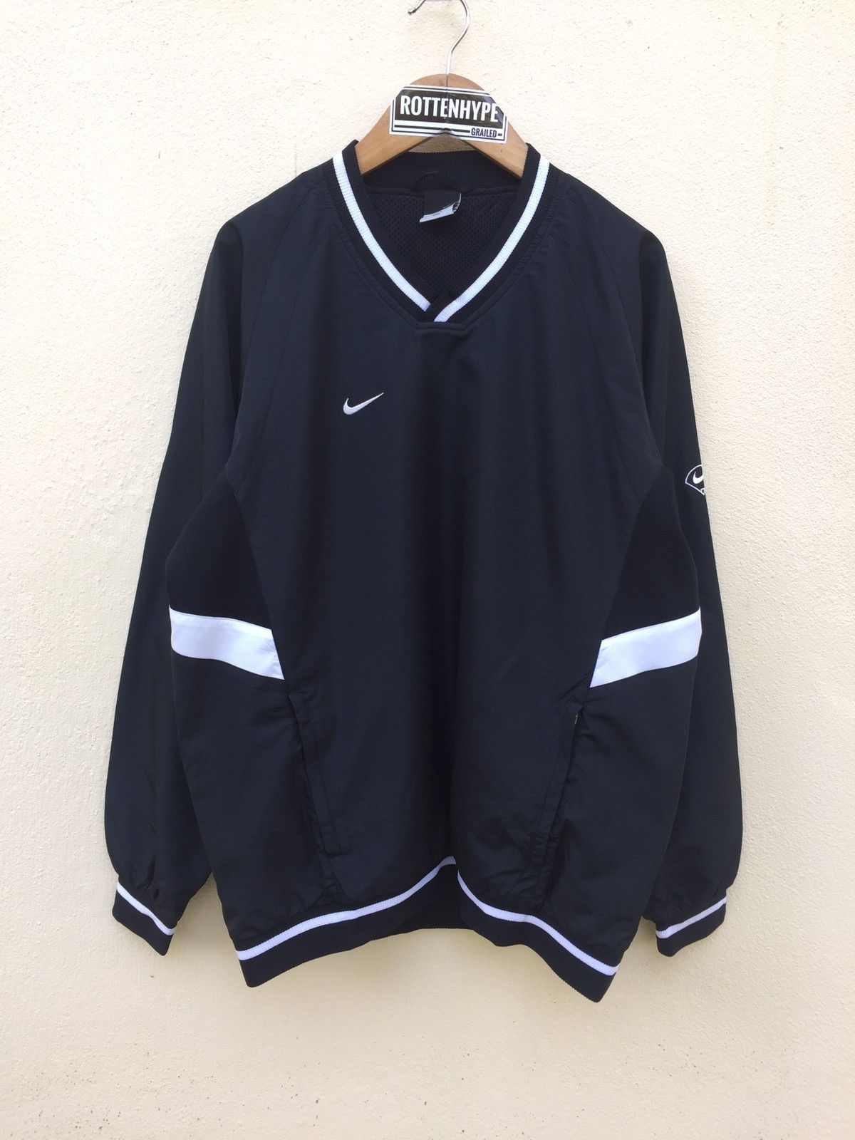 Nike Nike embroidery two layer nylon pullover Size US M / EU 48-50 / 2 - 1 Thumbnail