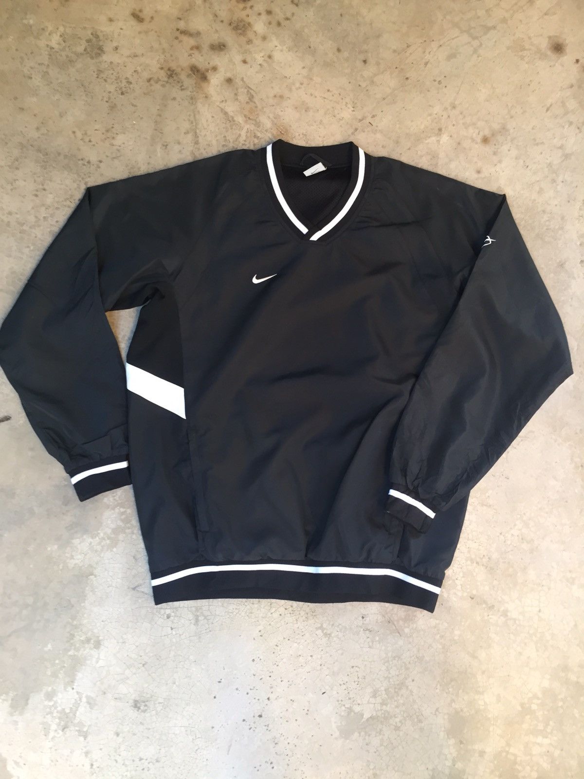 Nike Nike embroidery two layer nylon pullover Size US M / EU 48-50 / 2 - 8 Thumbnail