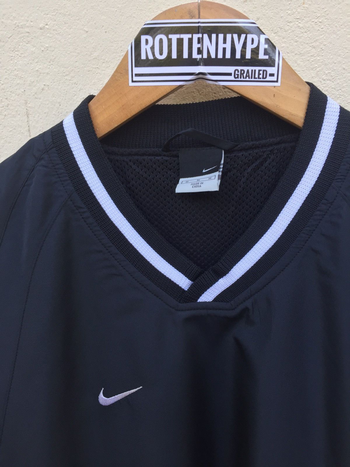 Nike Nike embroidery two layer nylon pullover Size US M / EU 48-50 / 2 - 6 Thumbnail