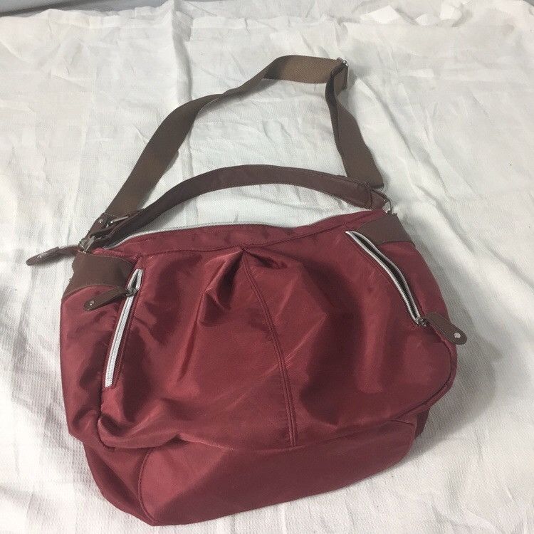 Other top handle luggage bag red color nice design Size ONE SIZE - 9 Thumbnail