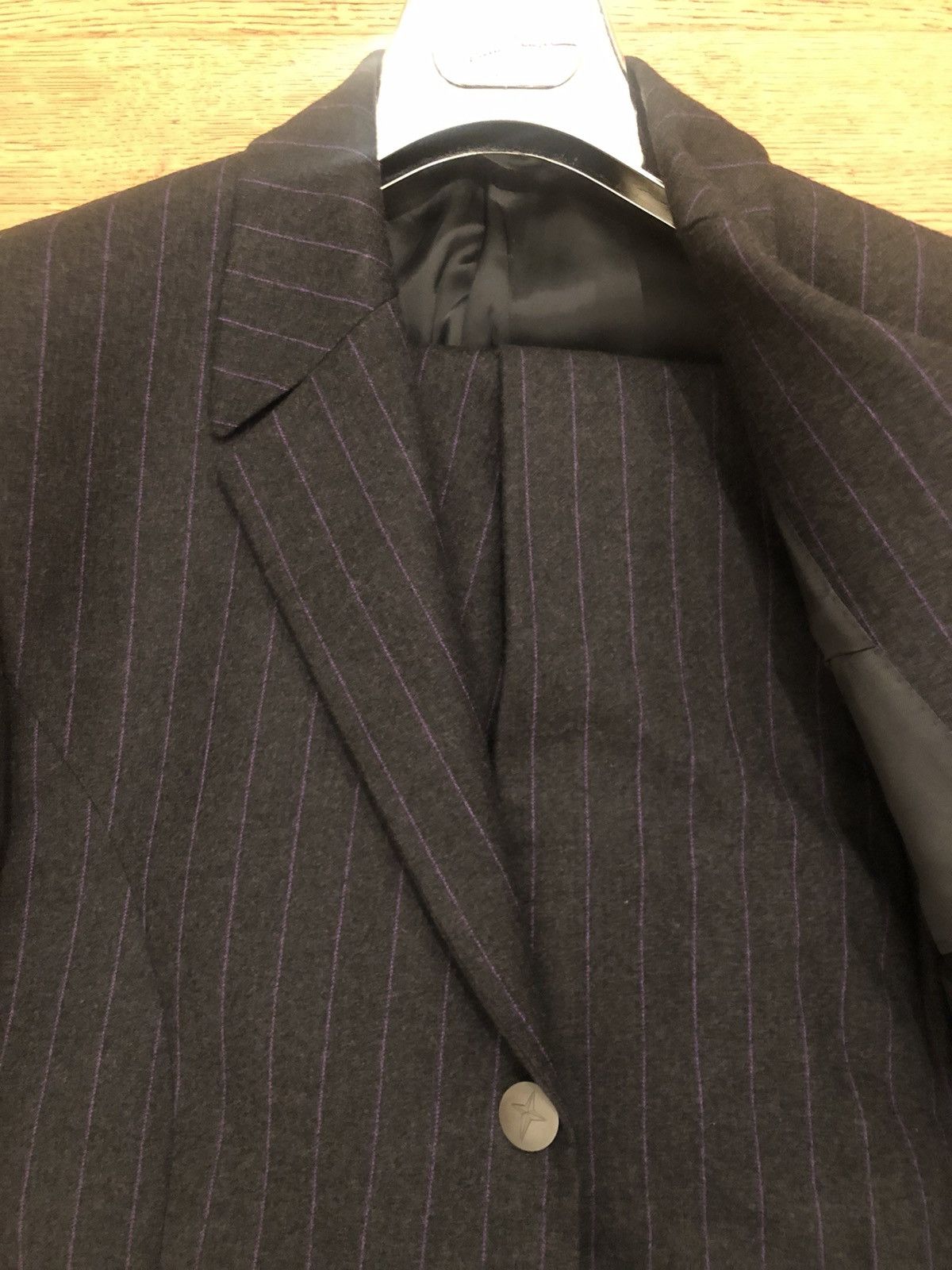 Italian anthracite wool suit with purple tennis stripes