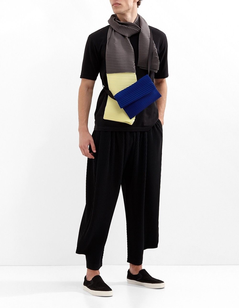 Issey Miyake Homme Plisse Pleated Flat Bag — Blue Size ONE SIZE - 2 Thumbnail