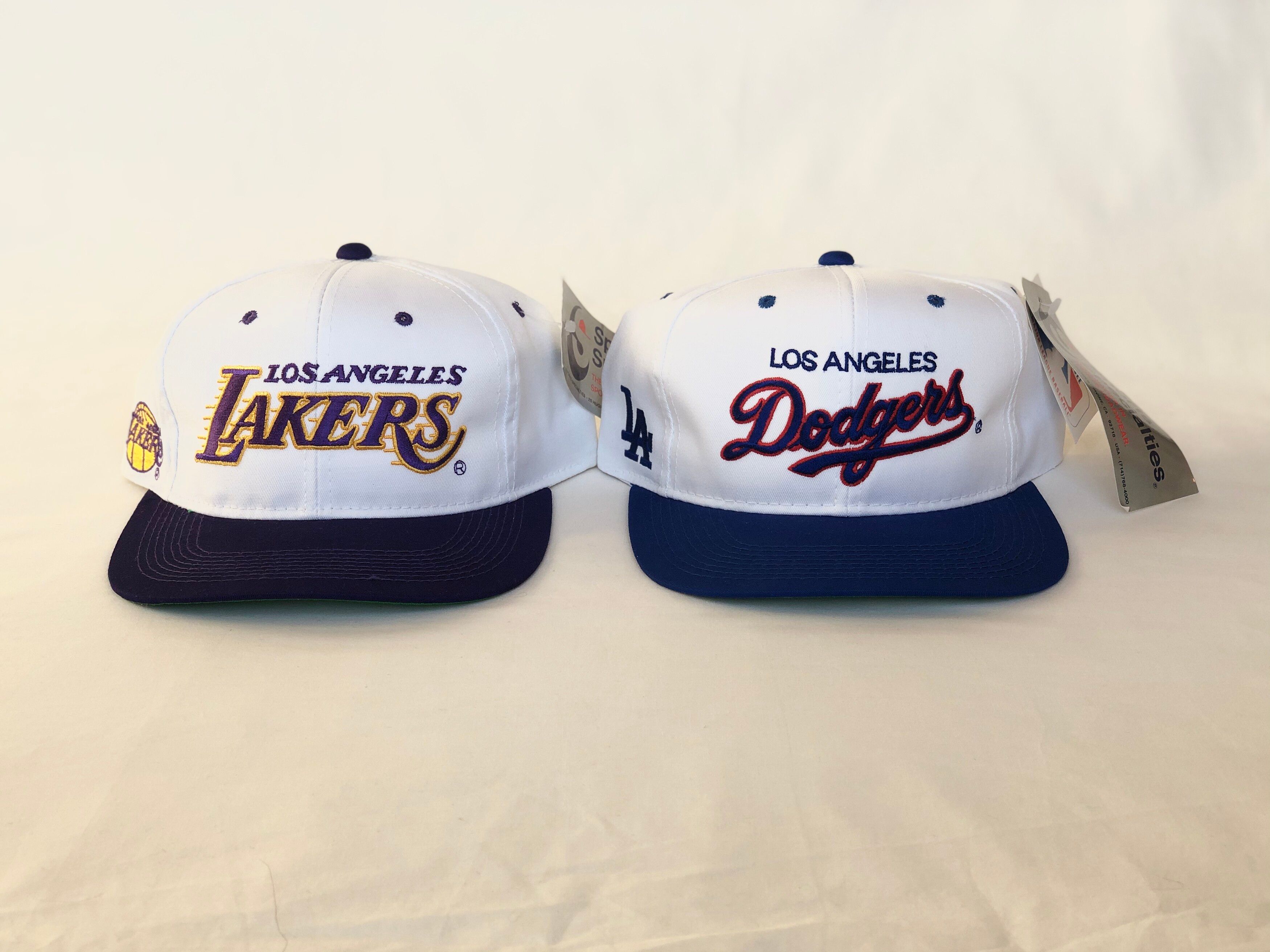 VINTAGE 90s LOS ANGELES LAKERS SPORTS SPECIALTIES SNAPBACK CAP HAT