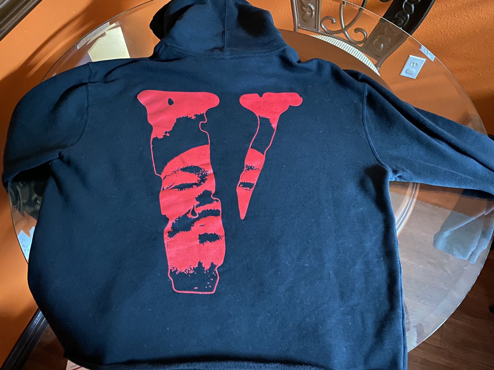 Vlone After Hours Blood Drip Hoodie Size US XL / EU 56 / 4 - 2 Thumbnail