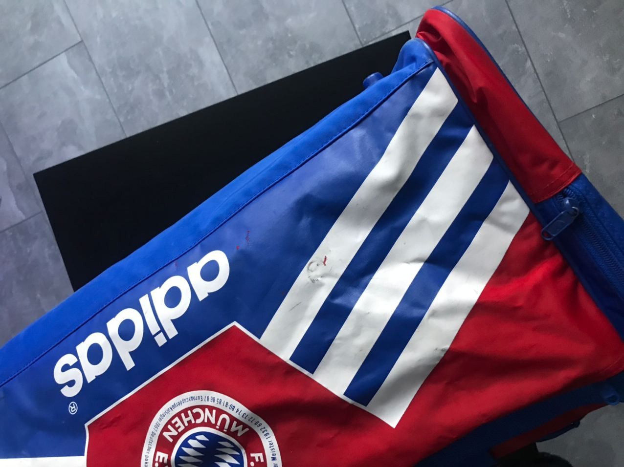 Adidas Vintage 90s Adidas Bayern Munchen big footbal bag rare Size ONE SIZE - 12 Thumbnail