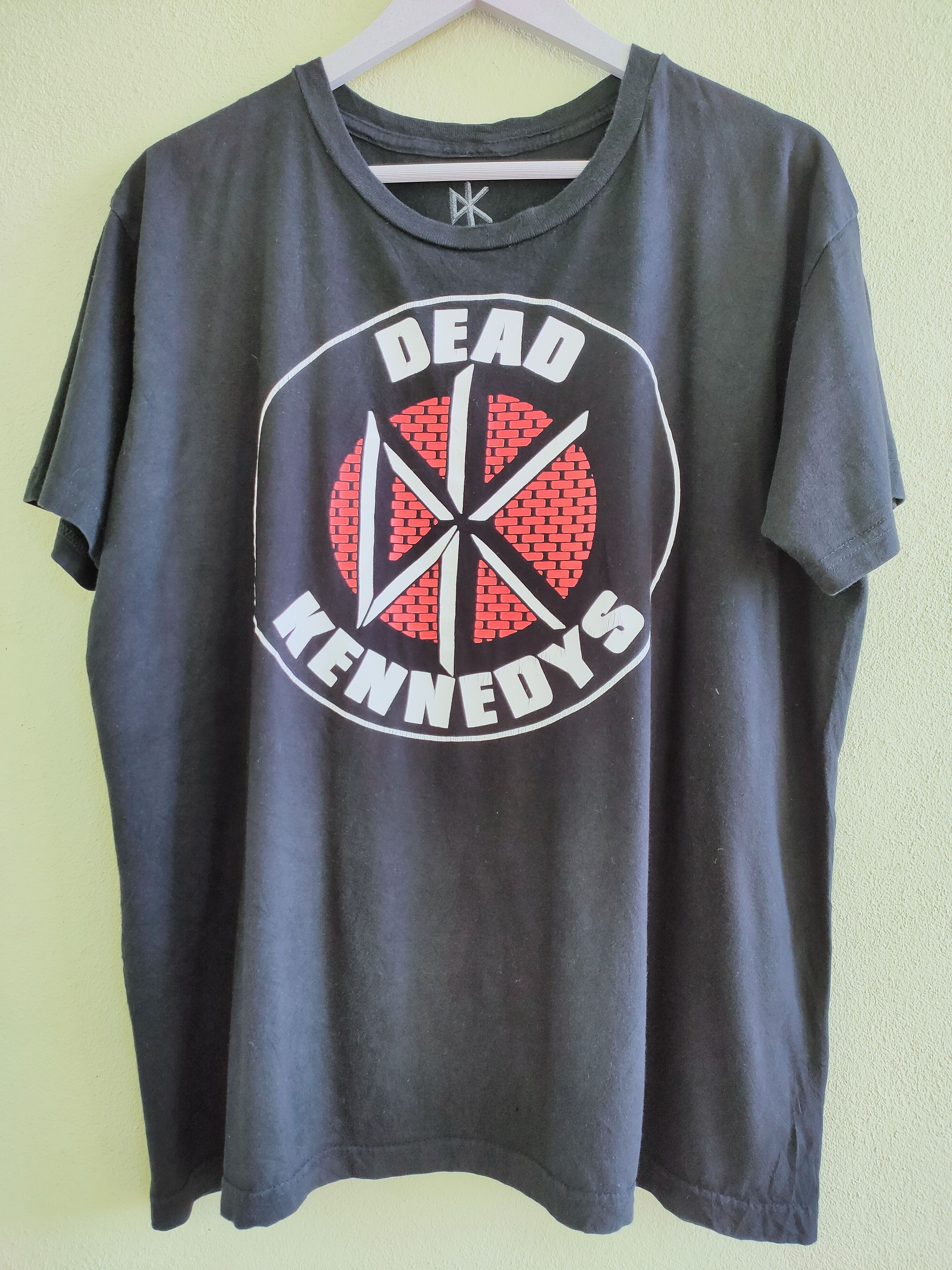 Band Tees DEAD KENNEDYS 2016 big logo band tee Size US XL / EU 56 / 4 - 2 Thumbnail