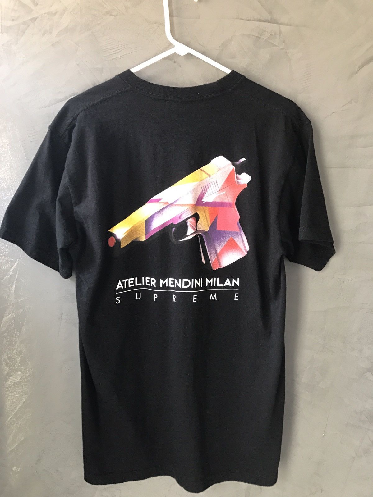 Supreme Medini Gun Tee Size US L / EU 52-54 / 3 - 1 Preview