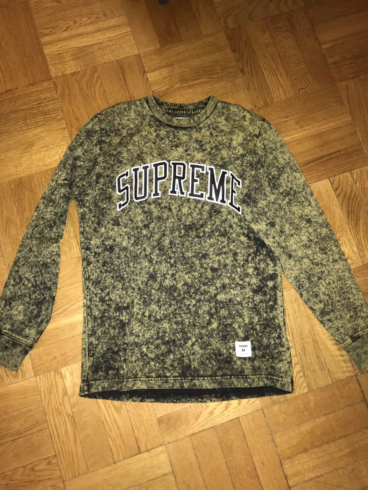 トップス Supreme Acid Wash Arc Logo LS Tee Indigo Supreme Acid Wash Arc Logo LS Tee Indigo Men's - SS17 - US