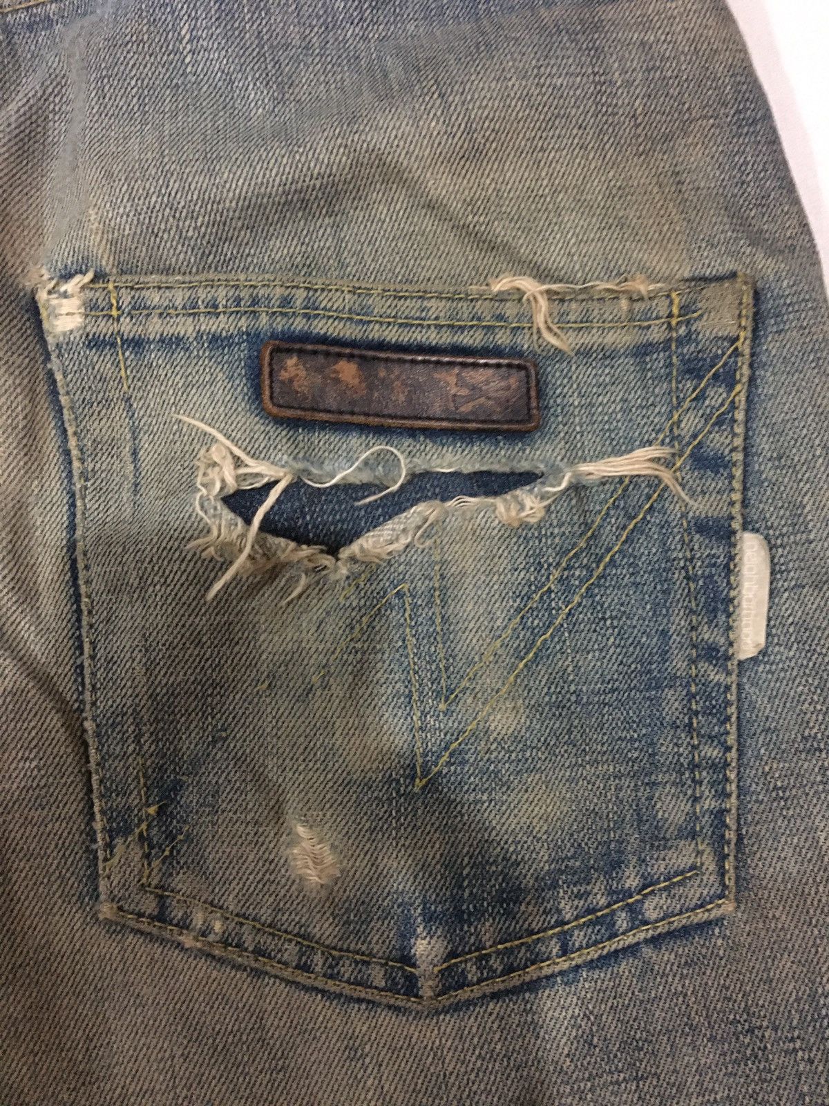 Neighborhood Vintage neighborhood baggy distressed jeans Size US 33 - 7 Thumbnail