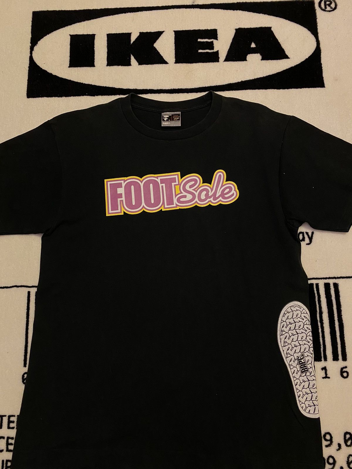 Bape Vintage Bape footsole tee Size US L / EU 52-54 / 3 - 1 Thumbnail
