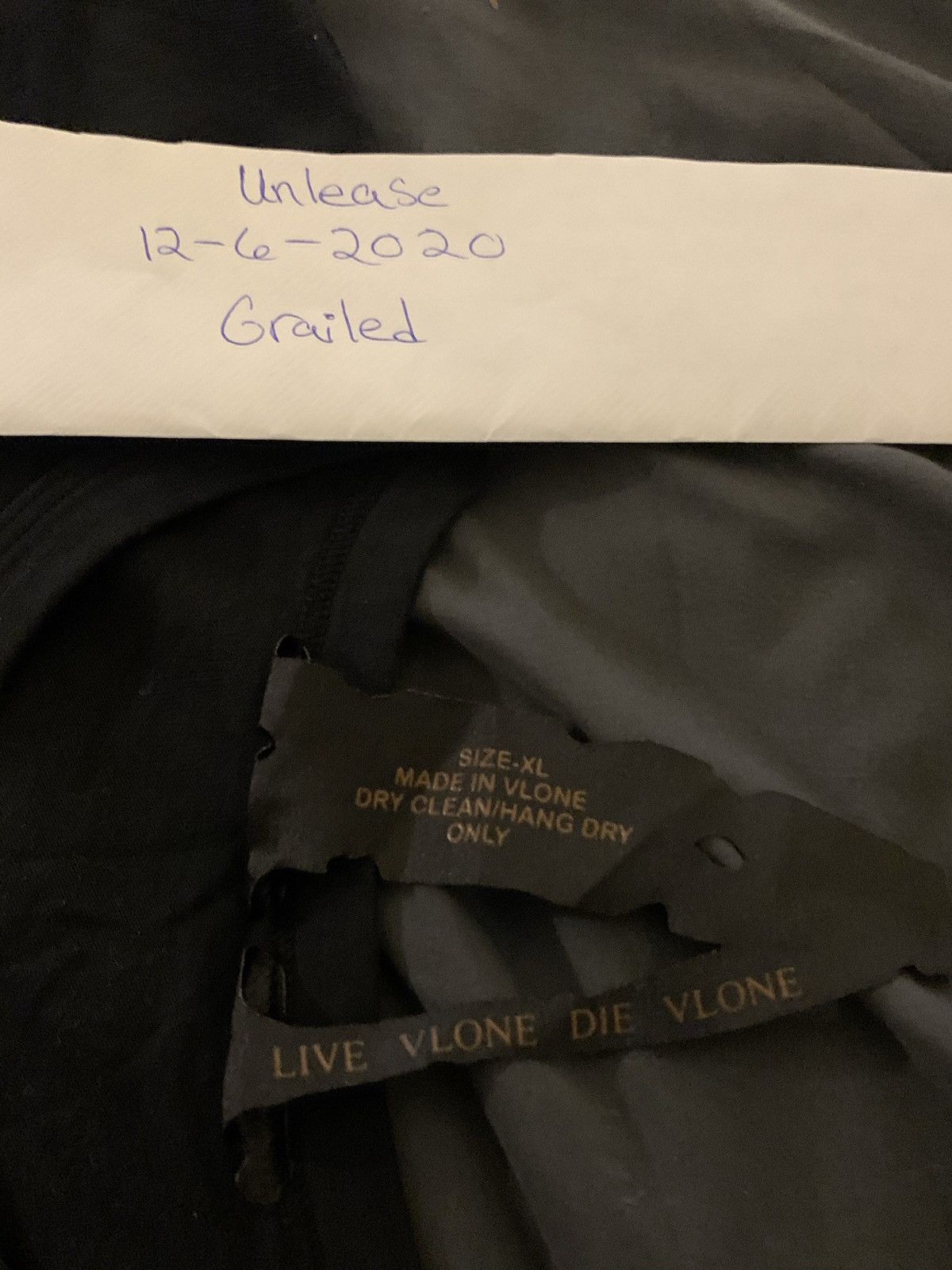 Vlone Vlone Red Staple Tee Size XL Size US XL / EU 56 / 4 - 3 Thumbnail