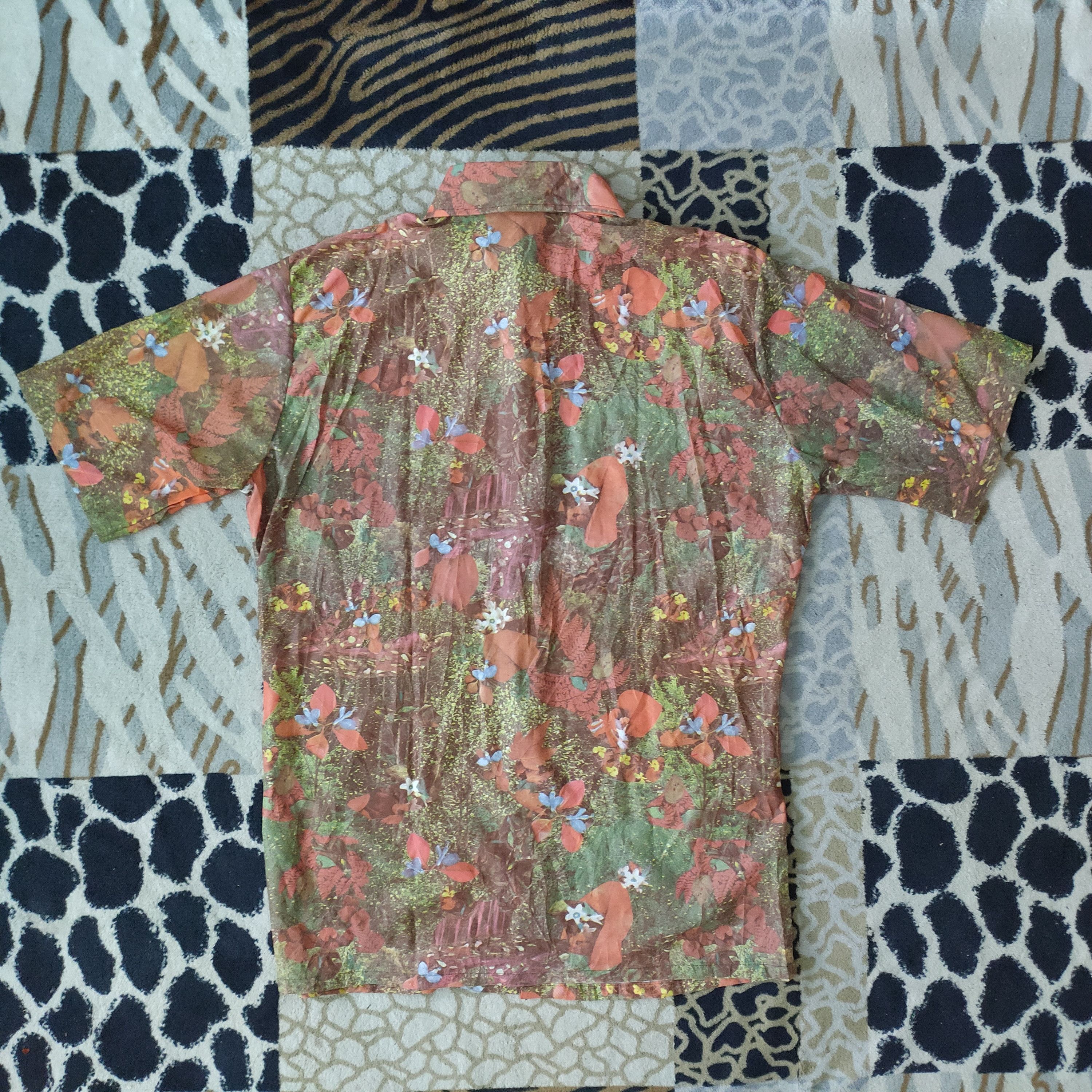 Designer designers choice button up shirt flower motif design Size US L / EU 52-54 / 3 - 2 Thumbnail