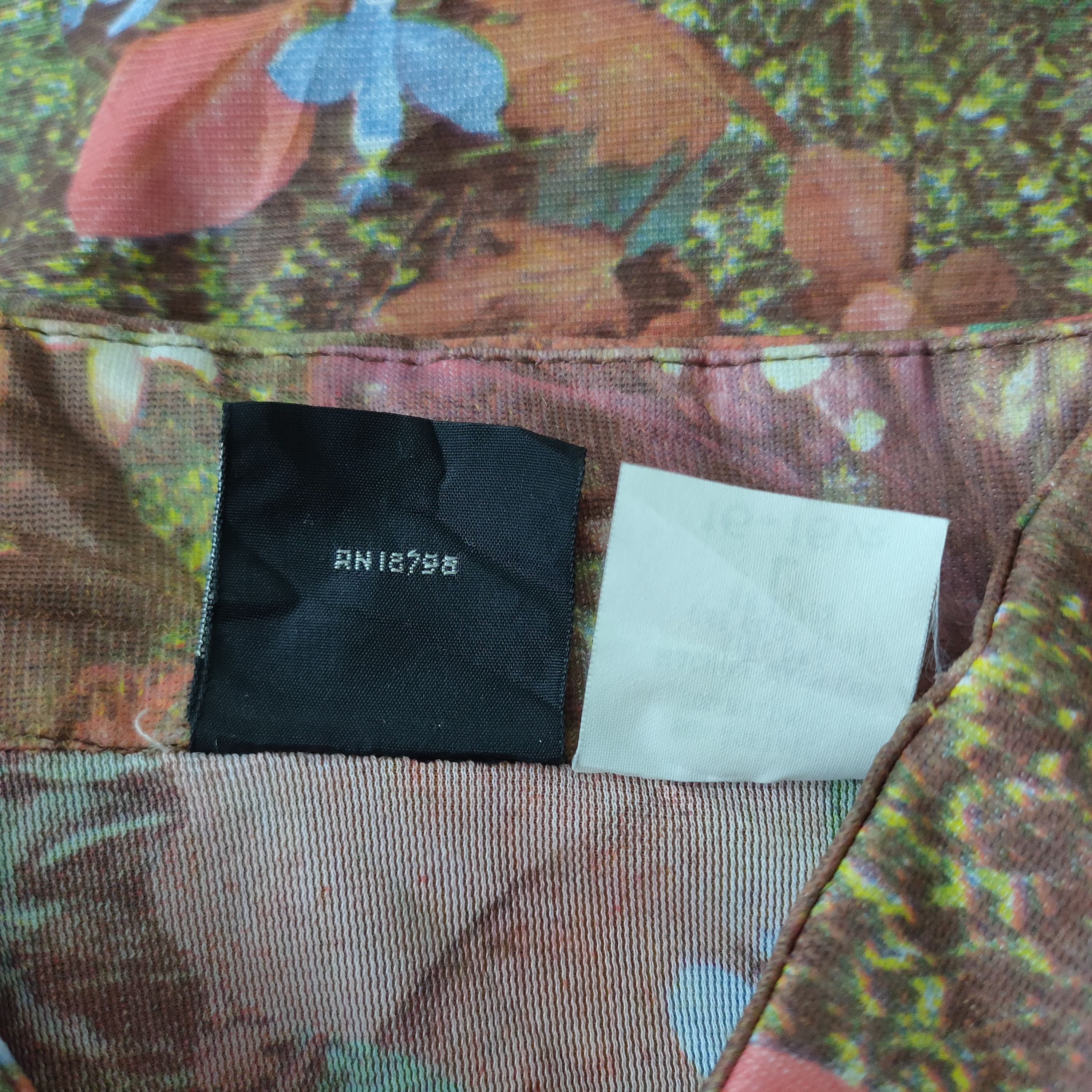 Designer designers choice button up shirt flower motif design Size US L / EU 52-54 / 3 - 6 Thumbnail
