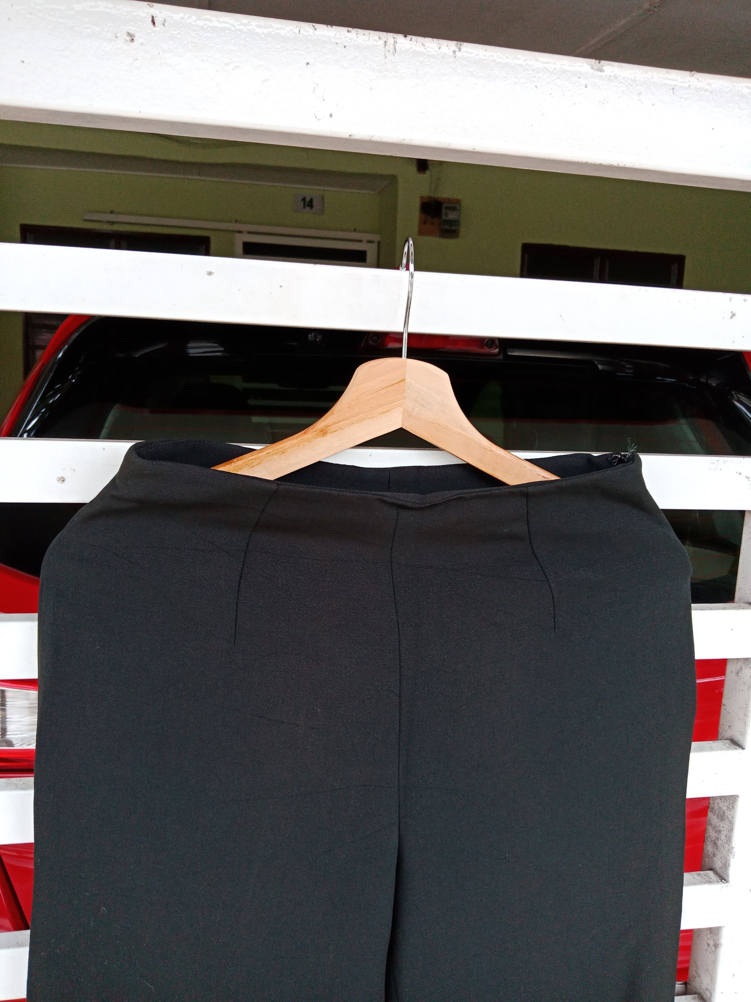 Fendi Fendi Black Wide Straight Cut Pants Size 26" / US 2 / IT 38 - 7 Thumbnail