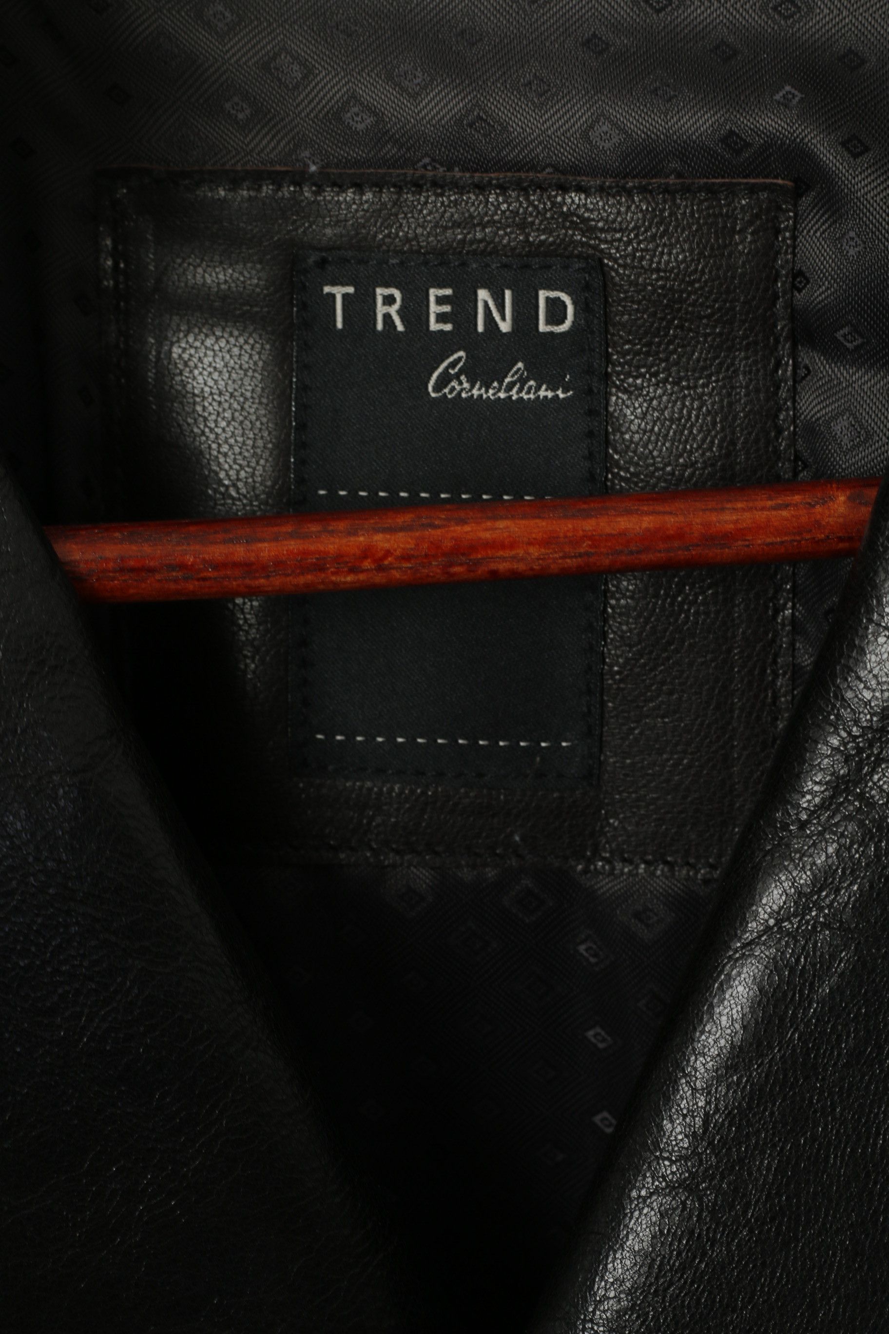 Corneliani Trend Corneliani Men 54 XL Coat Black Leather Italy 1015 Size US XL / EU 56 / 4 - 5 Thumbnail