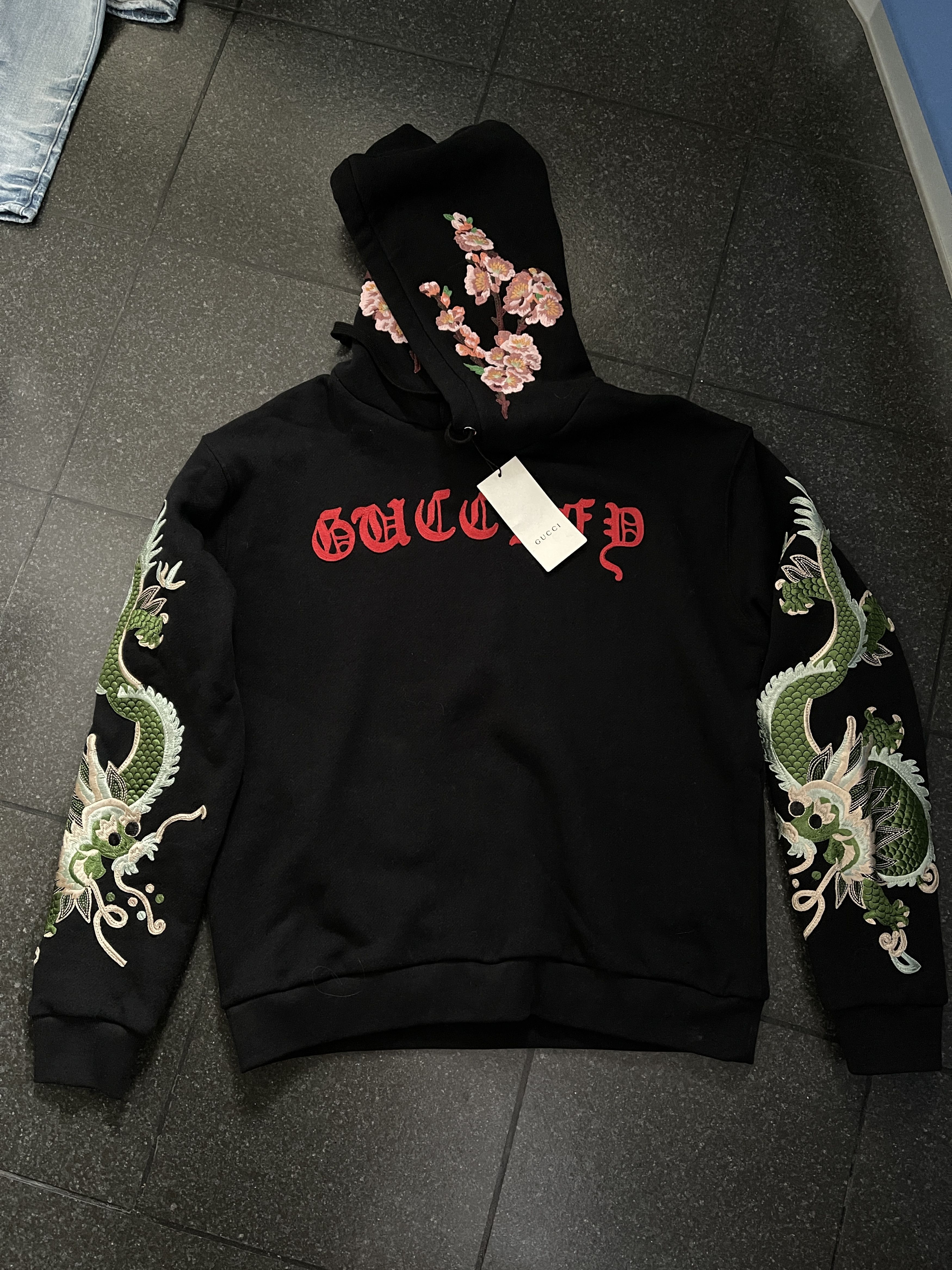 Gucci guccify dragon hoodie Size US M / EU 48-50 / 2 - 1 Preview