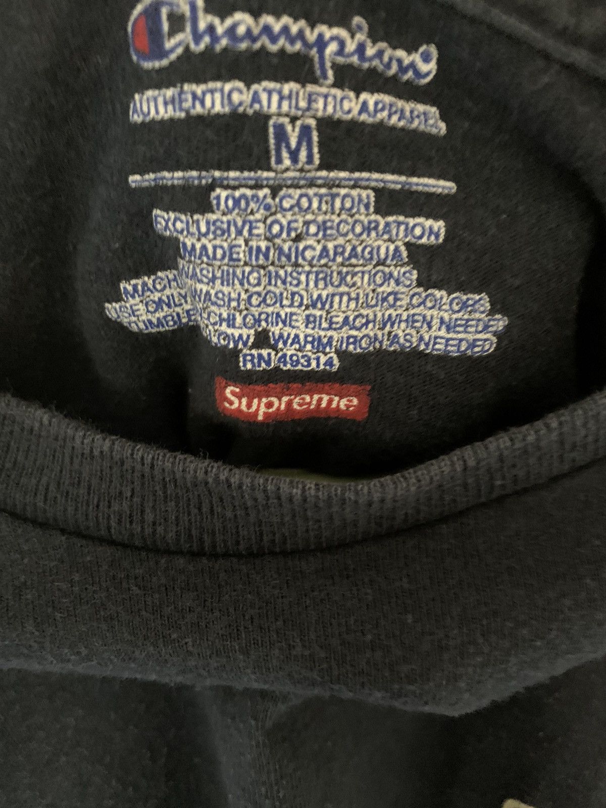 Champion × Supreme Supreme x champion distressed long sleeve Size US M / EU 48-50 / 2 - 2 Thumbnail
