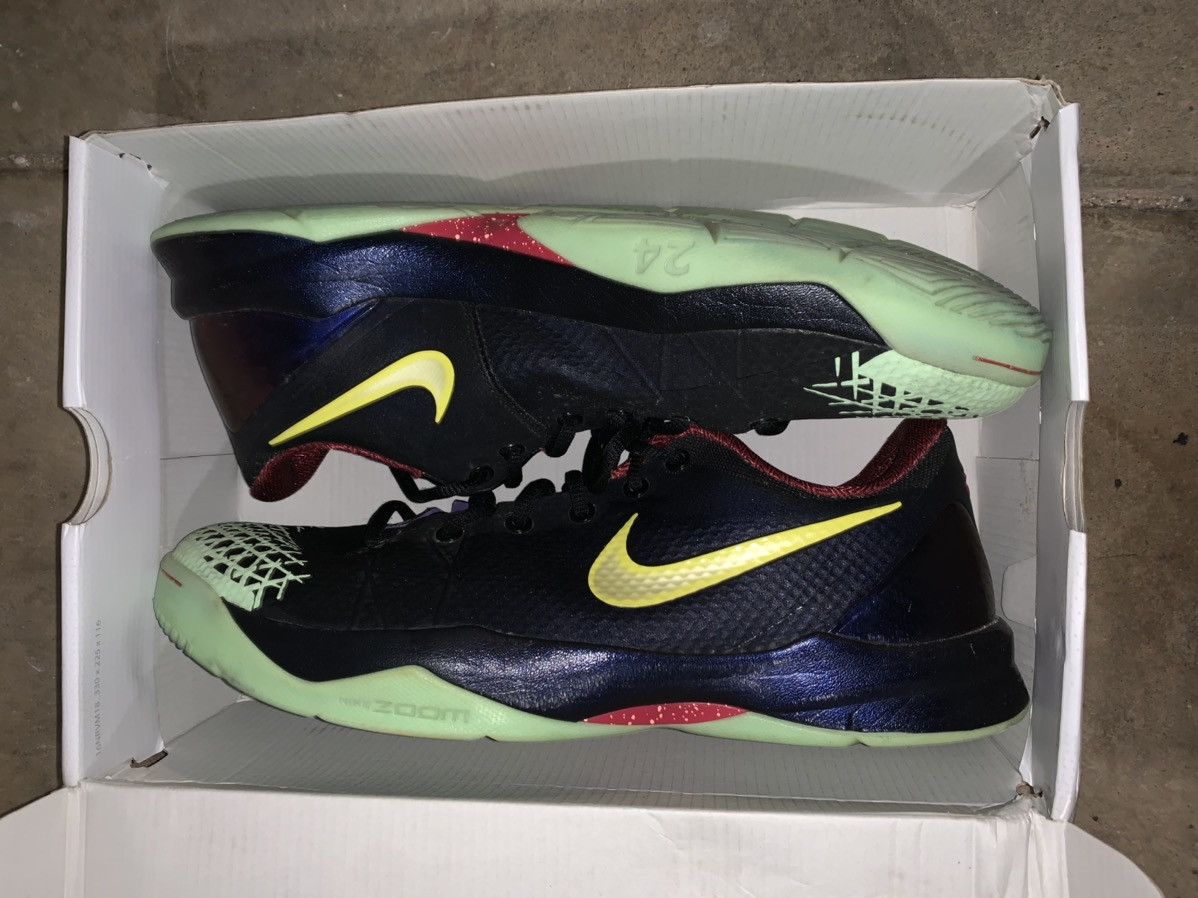 Kobe venomenon 4 glow in the dark online