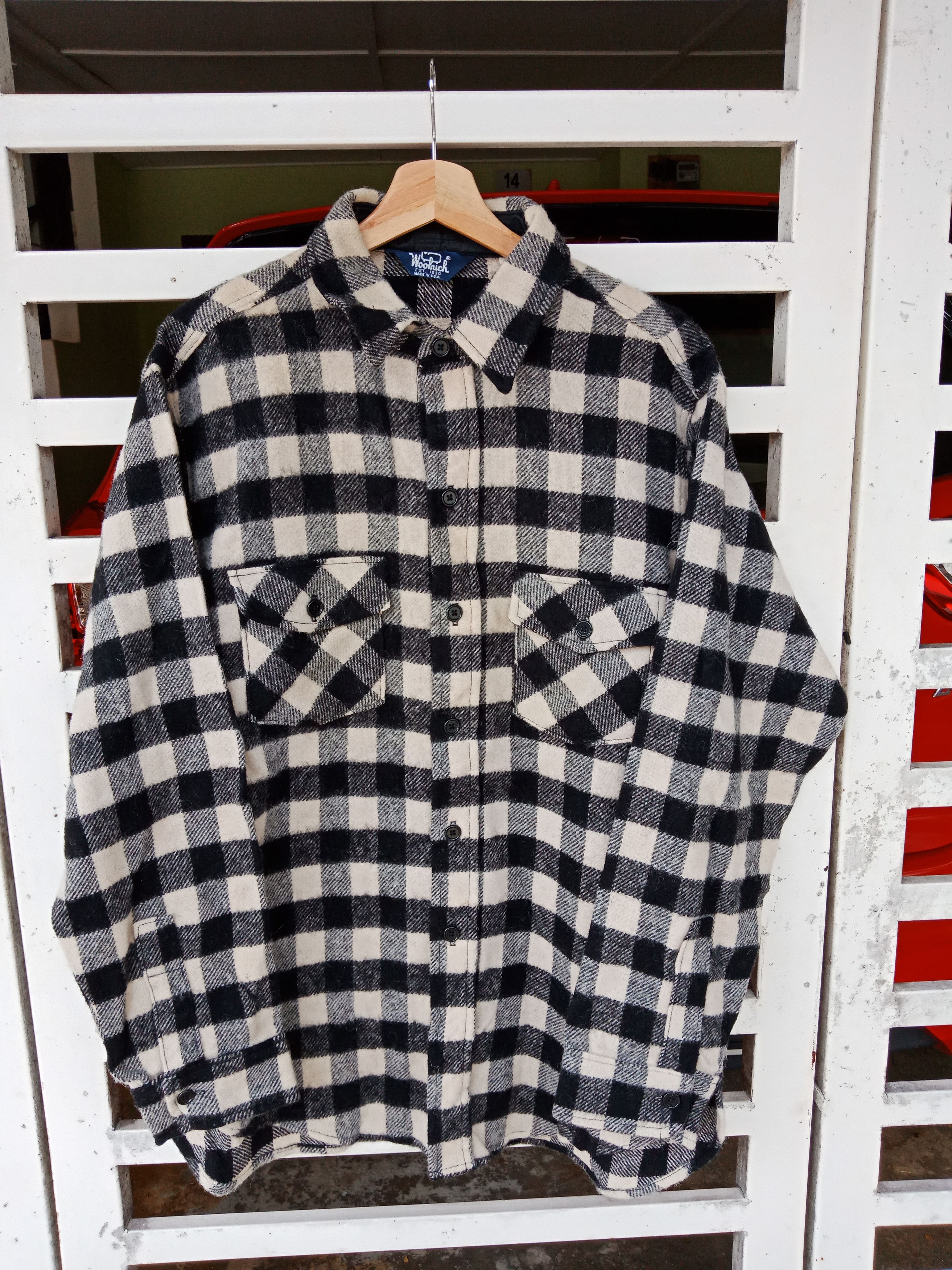 Woolrich Woolen Mills Woolrich Checker Tri-Tones Made in USA Size US L / EU 52-54 / 3 - 1 Thumbnail
