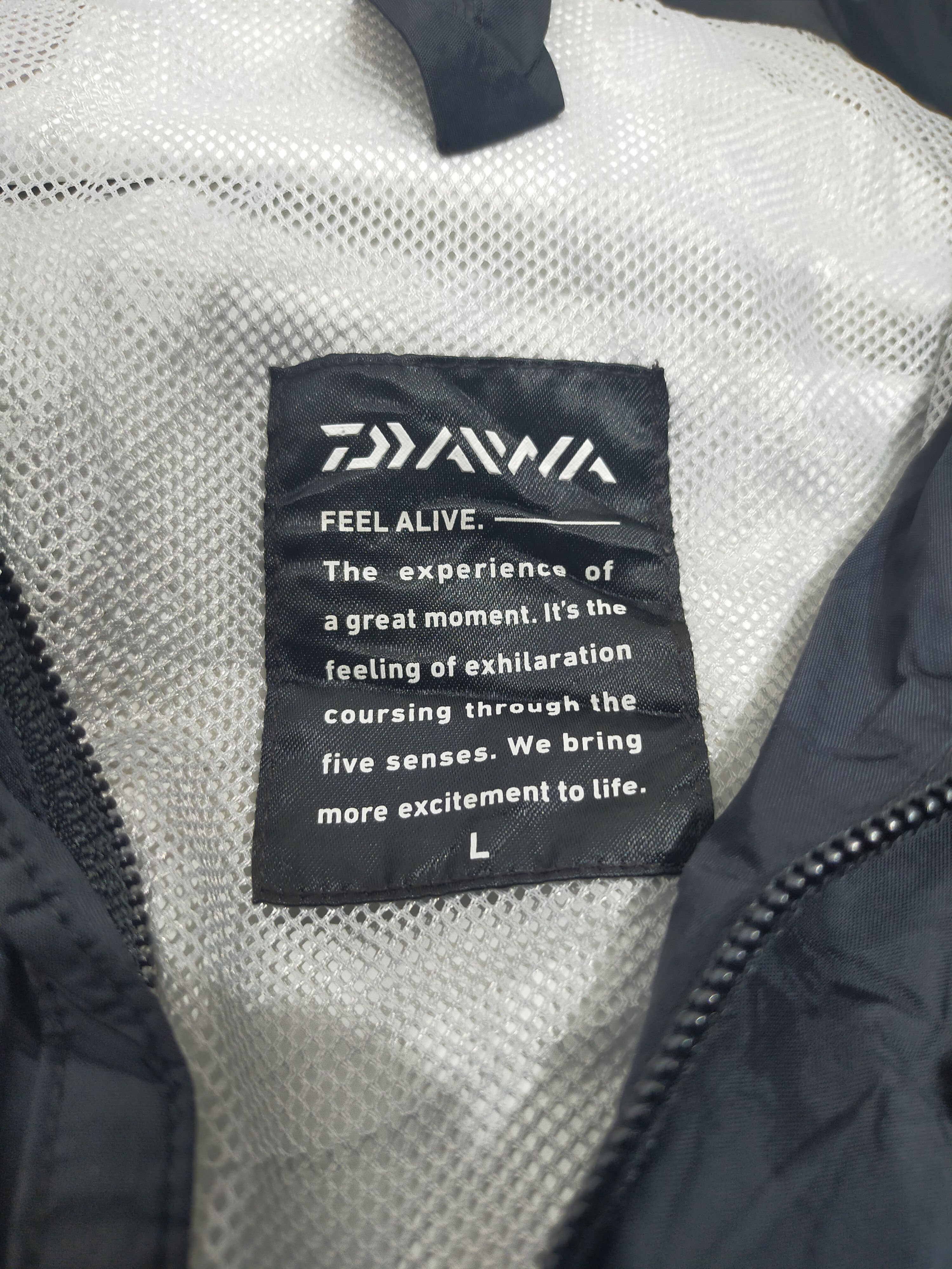 Japanese Brand Daiwa Windbreaker Fishing Brand Size US L / EU 52-54 / 3 - 9 Thumbnail
