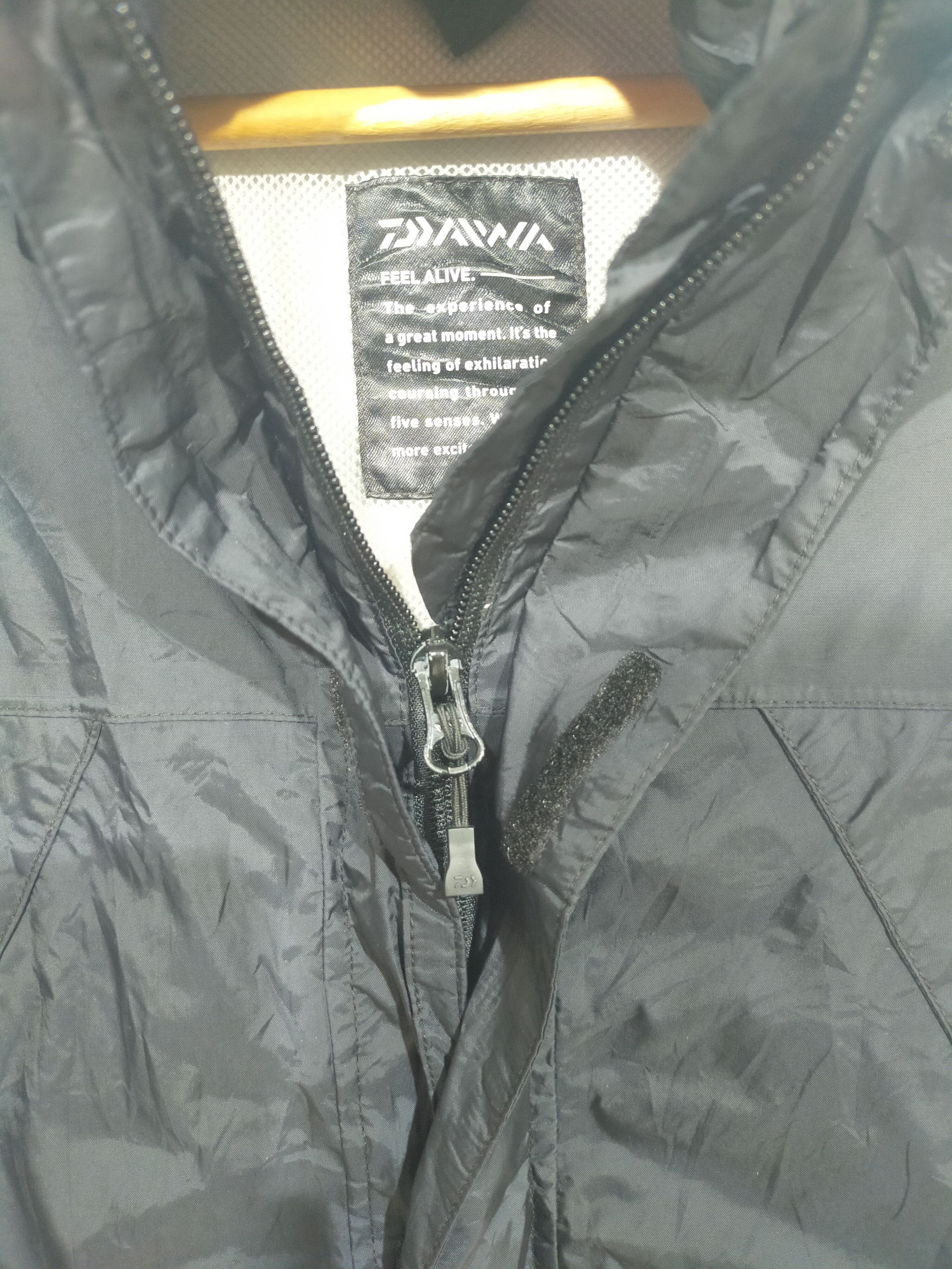 Japanese Brand Daiwa Windbreaker Fishing Brand Size US L / EU 52-54 / 3 - 4 Thumbnail