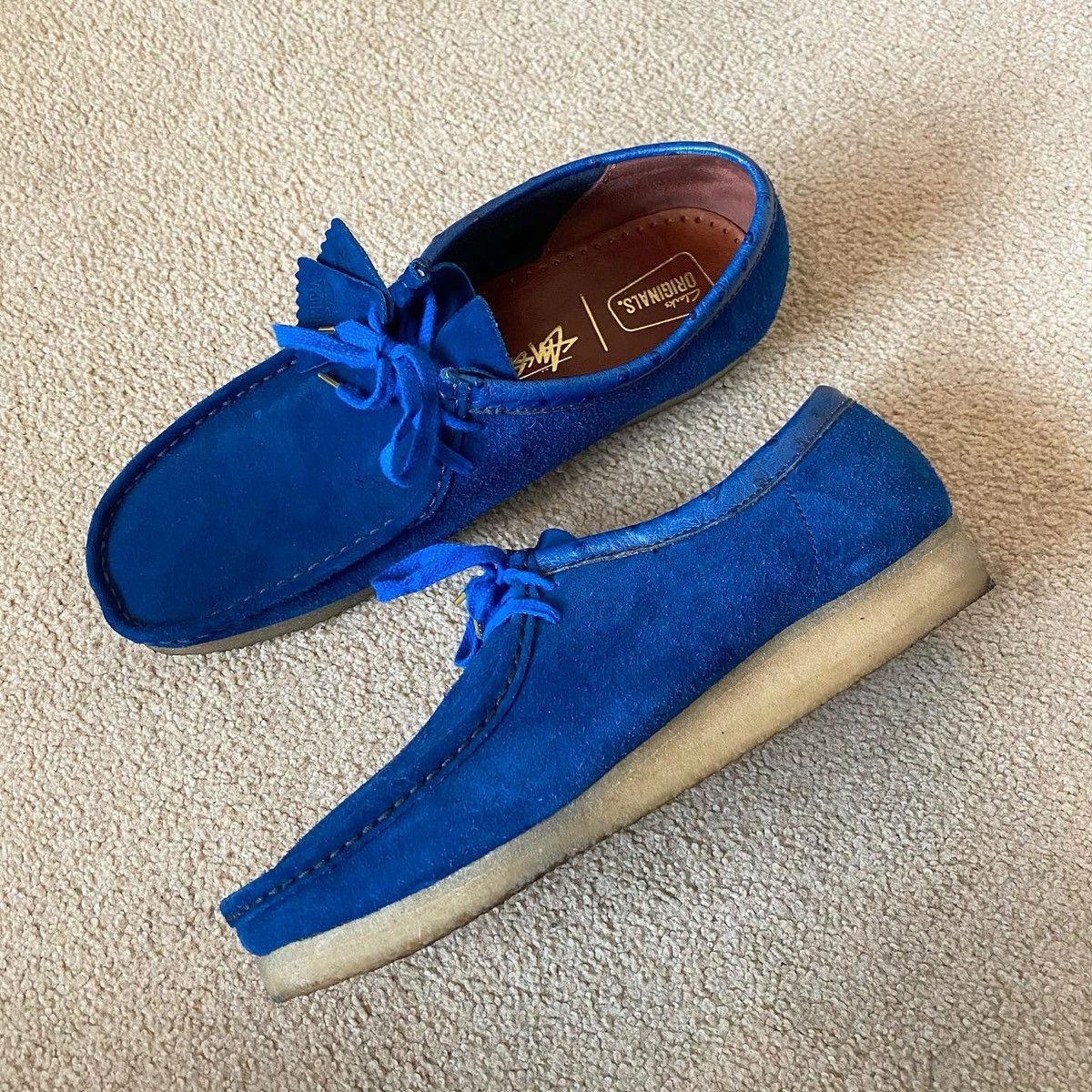 Royal blue wallabees deals