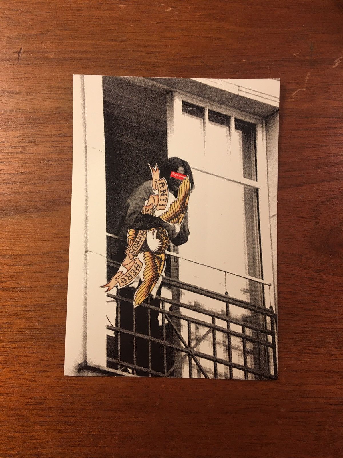 Supreme Atmosphere Urine sticker Size ONE SIZE - 1 Thumbnail