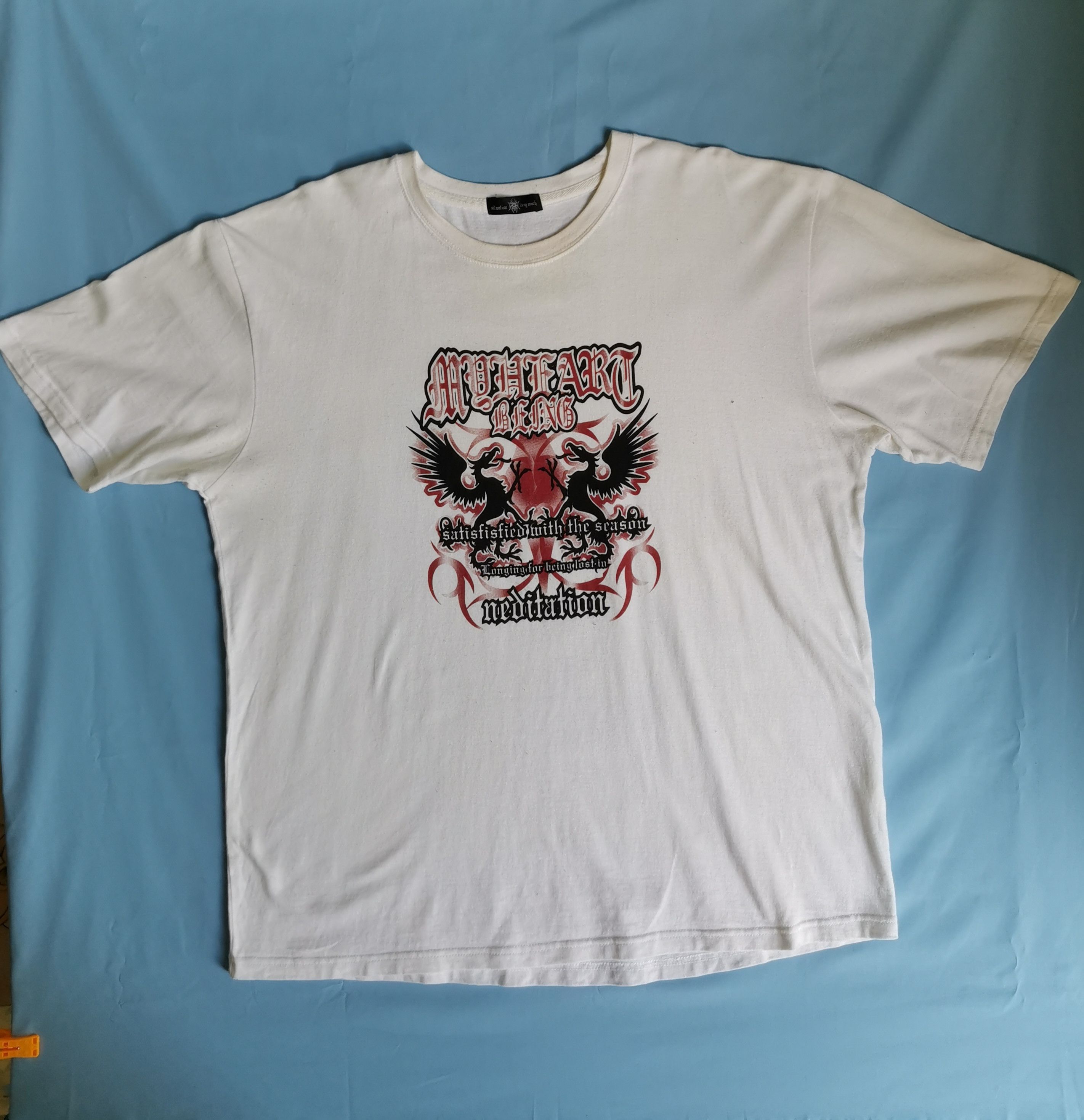 Japanese Brand Being Satisfied with the Season Big Logo T-shirt Size US L / EU 52-54 / 3 - 1 Thumbnail