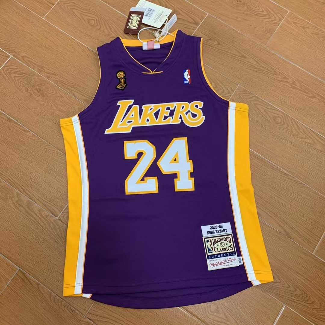 Mitchell & Ness LA Lakers 2008-09 Kobe Bryant Authentic Jersey Size US M / EU 48-50 / 2 - 2 Preview