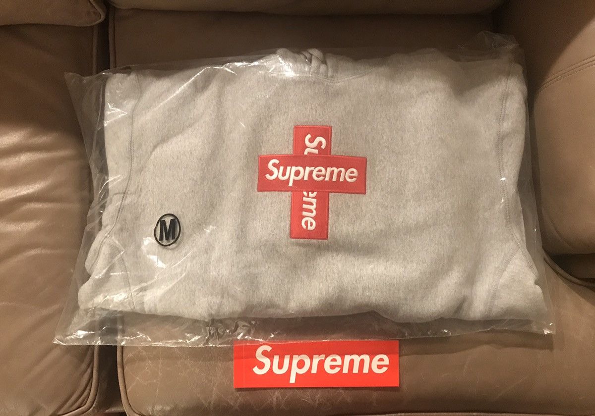 Supreme Supreme Cross Box Logo Hoodie Size US M / EU 48-50 / 2 - 2 Thumbnail