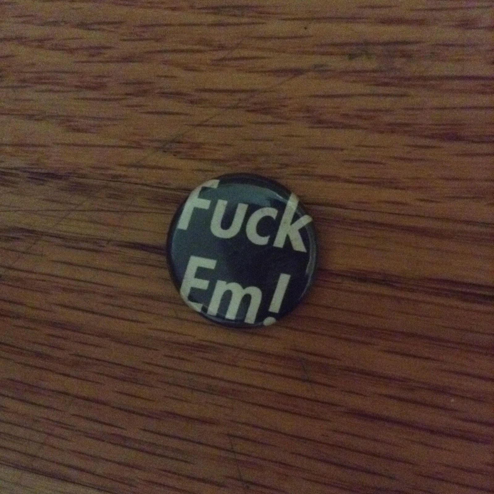 c*a様 新品 Supreme Fuck Em! Pin The End バッジ Supreme Supreme Fuck Em Pin | Grailed