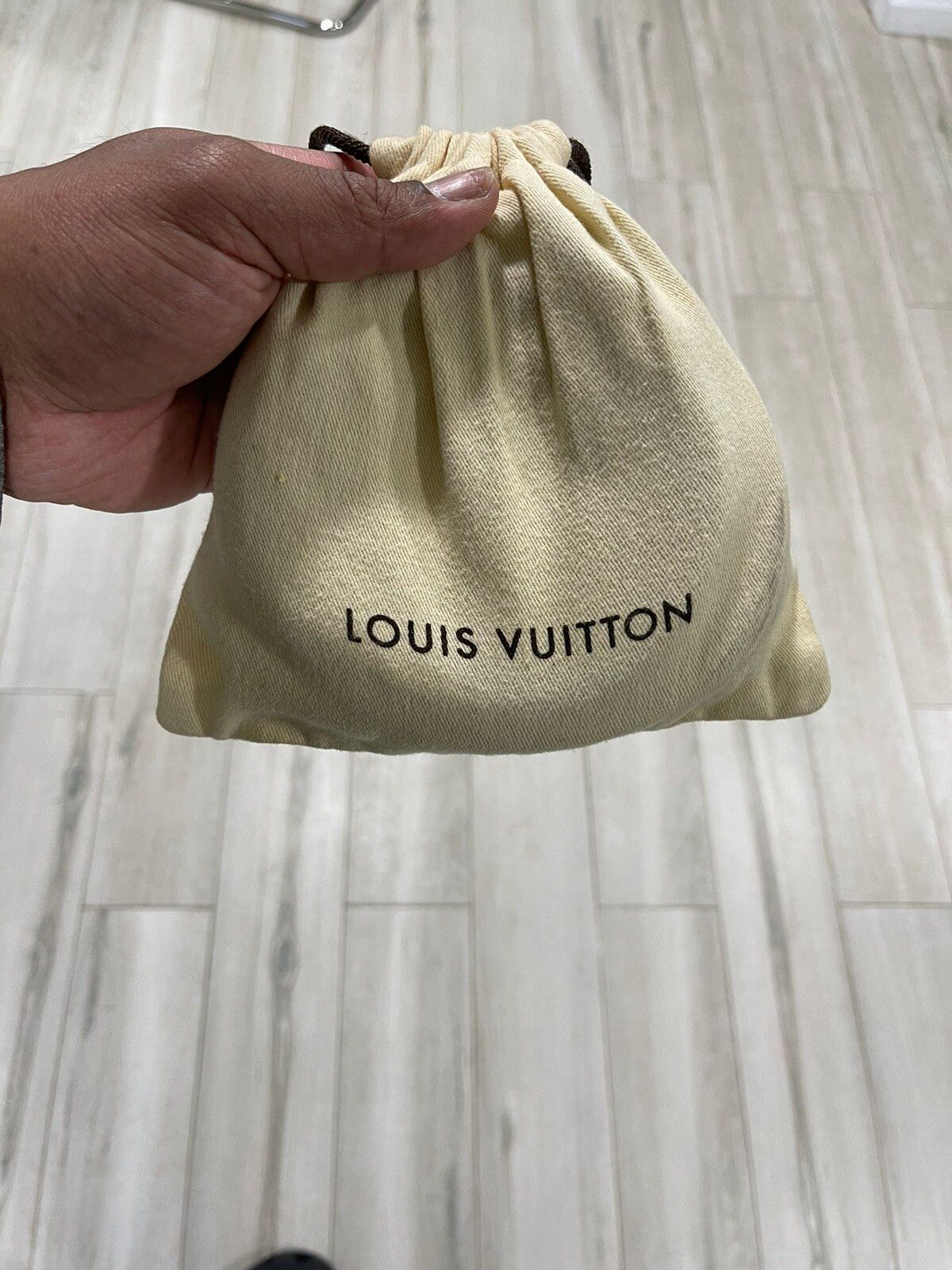 Louis Vuitton Belt Designer M9608 Euro 105/42 LV Monogram for Sale