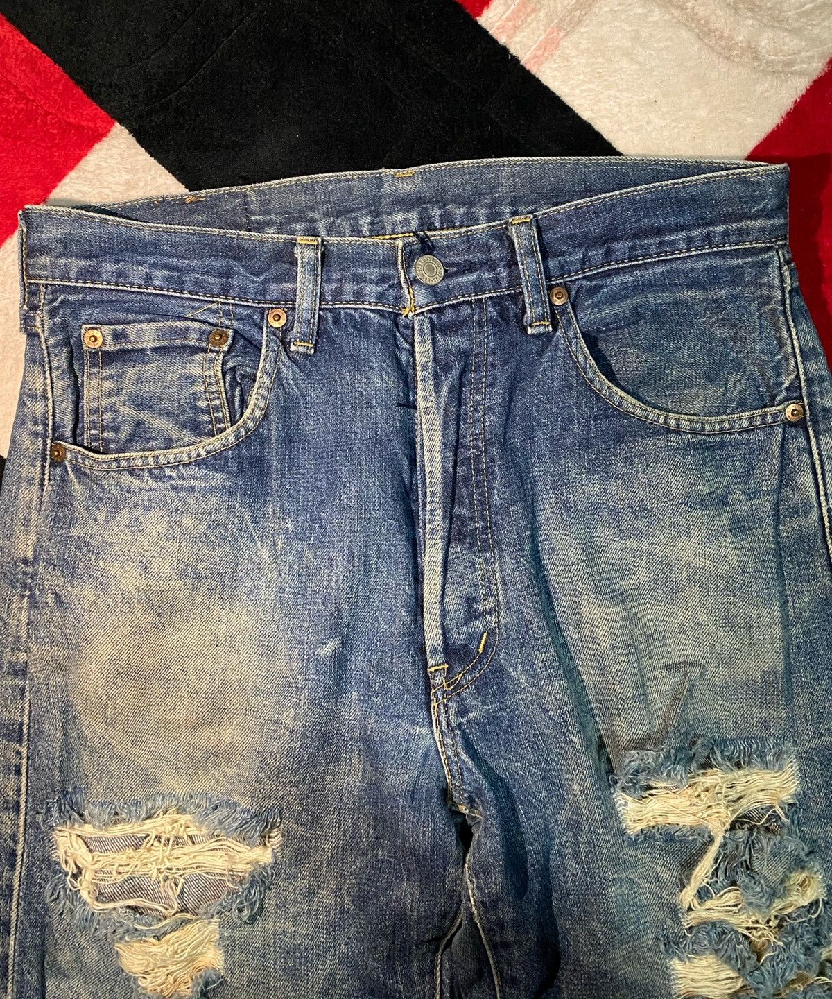 Levi's × Levi's Vintage Clothing Distressed Levis Big E Selvedge Denim Jeans Size US 32 / EU 48 - 6 Thumbnail
