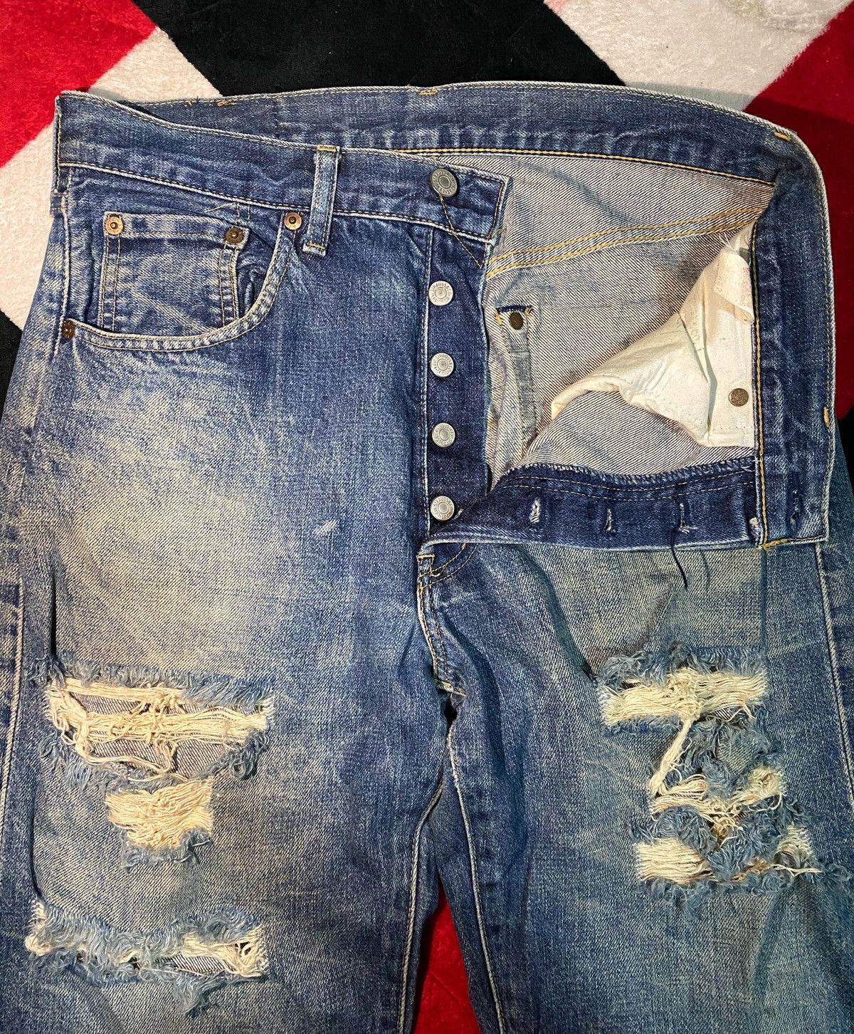 Levi's × Levi's Vintage Clothing Distressed Levis Big E Selvedge Denim Jeans Size US 32 / EU 48 - 7 Thumbnail