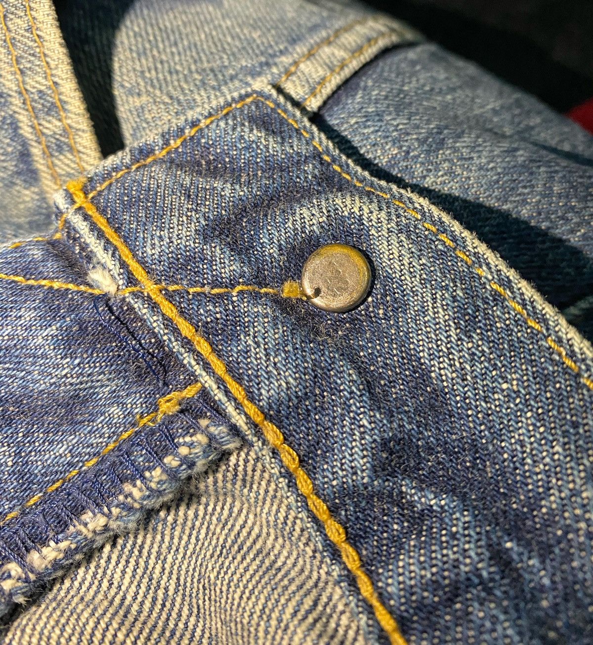 Levi's × Levi's Vintage Clothing Distressed Levis Big E Selvedge Denim Jeans Size US 32 / EU 48 - 16 Thumbnail