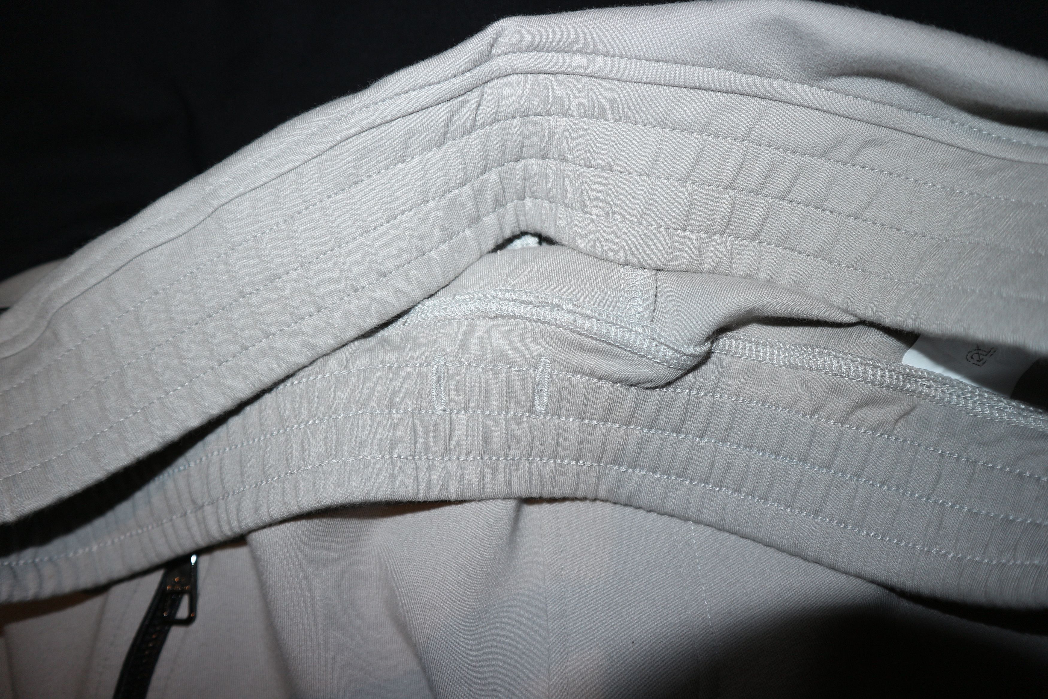 Neil Barrett neoprene shorts Size US 32 / EU 48 - 9 Thumbnail