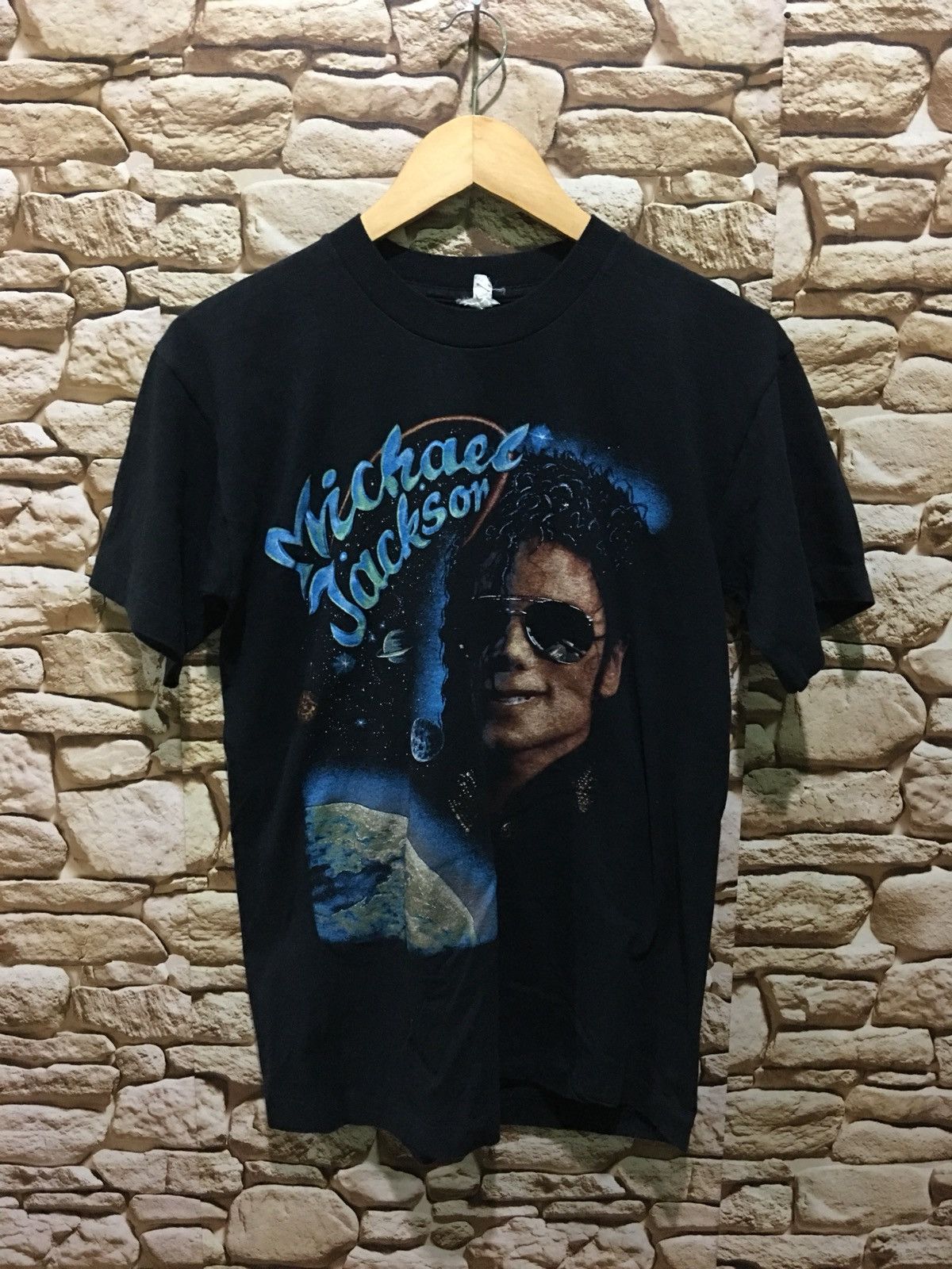 Band Tees × Michael Jackson × Vintage Vintage Michael jackson heal our world king pop tour shirt Size US M / EU 48-50 / 2 - 1 Thumbnail
