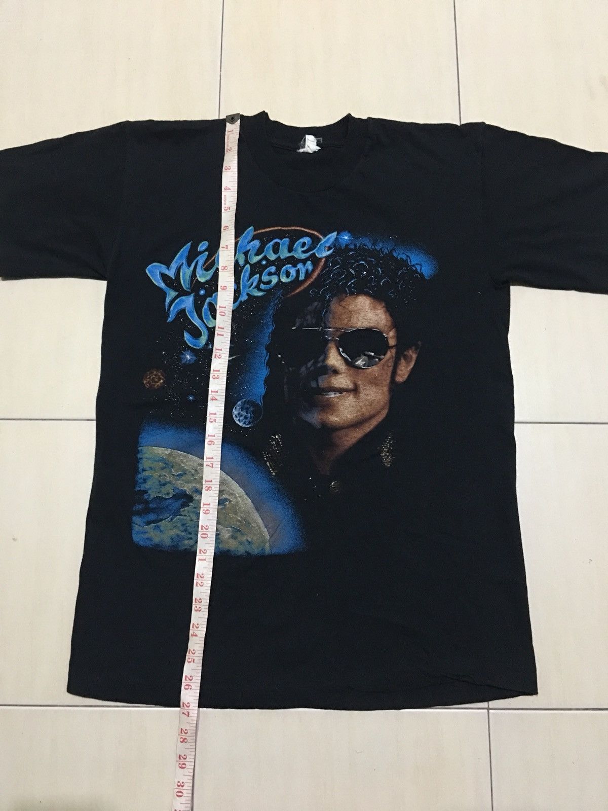 Band Tees × Michael Jackson × Vintage Vintage Michael jackson heal our world king pop tour shirt Size US M / EU 48-50 / 2 - 6 Thumbnail