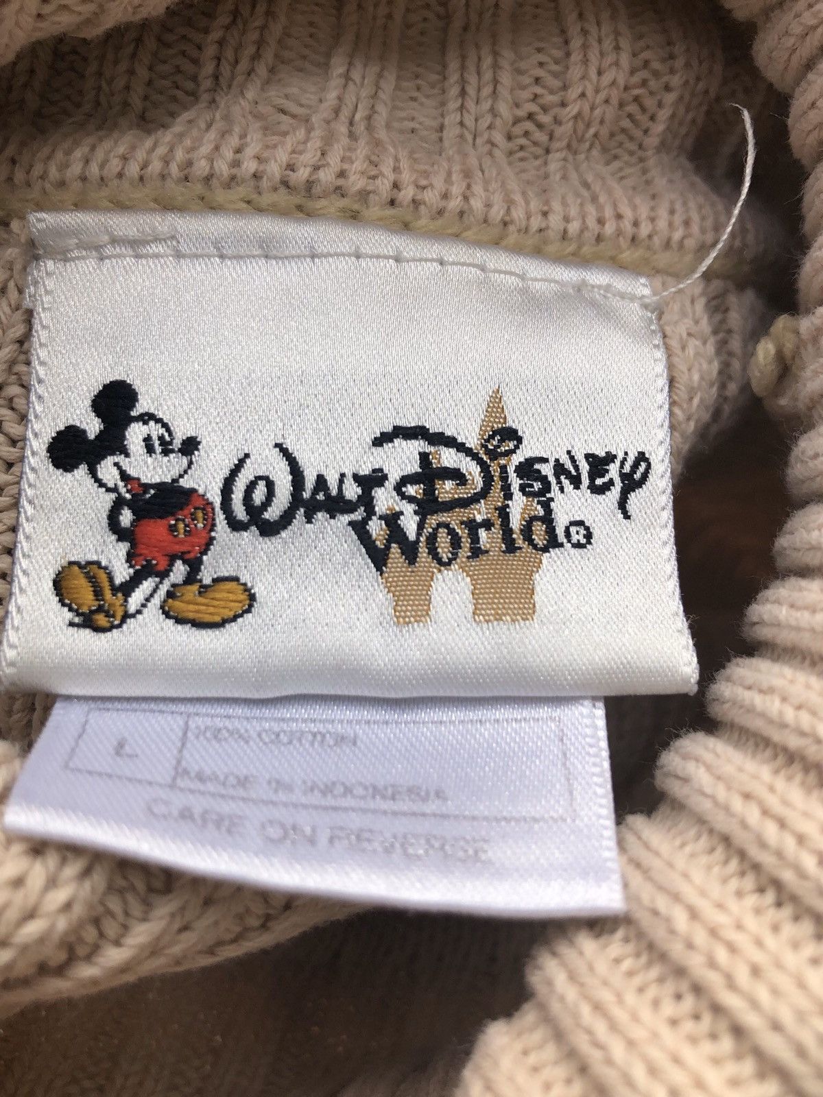 Disney × Vintage Vintage Disney Mickey Mouse turtle neck Size US L / EU 52-54 / 3 - 3 Thumbnail