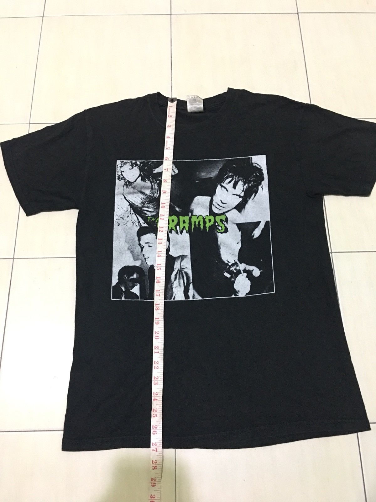 Band Tees Vintage The Cramps Rare punk Band tees tour shirt Size US L / EU 52-54 / 3 - 7 Thumbnail