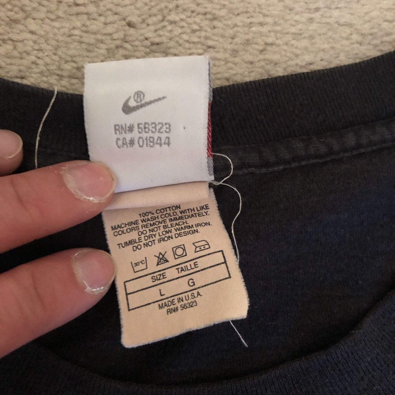 Vintage Vintage Nike Jordan t-shirt Size US L / EU 52-54 / 3 - 4 Thumbnail