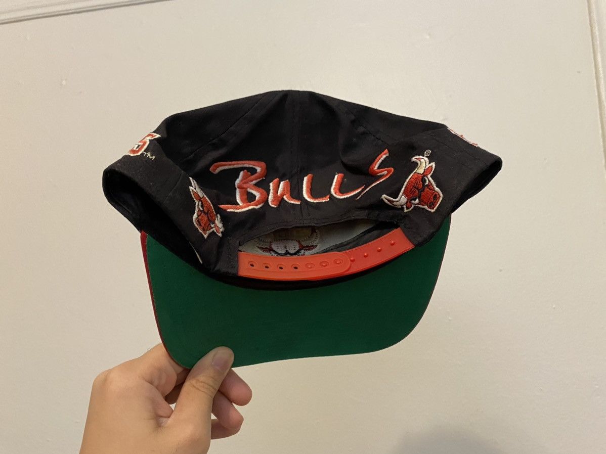 Vintage 90s Bulls SnapBack