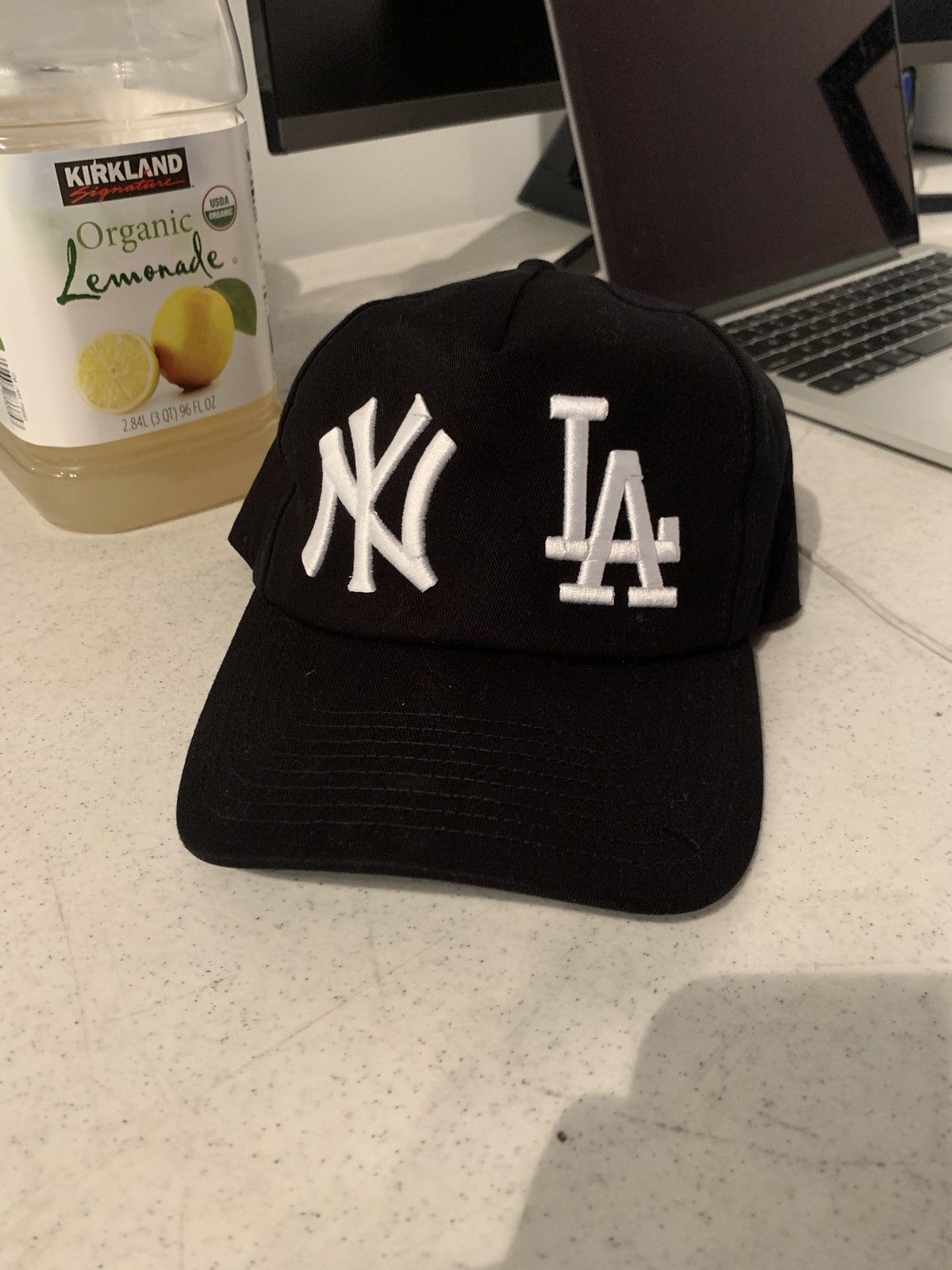 Holiday Brand NY*LA HAT BLACK 希少