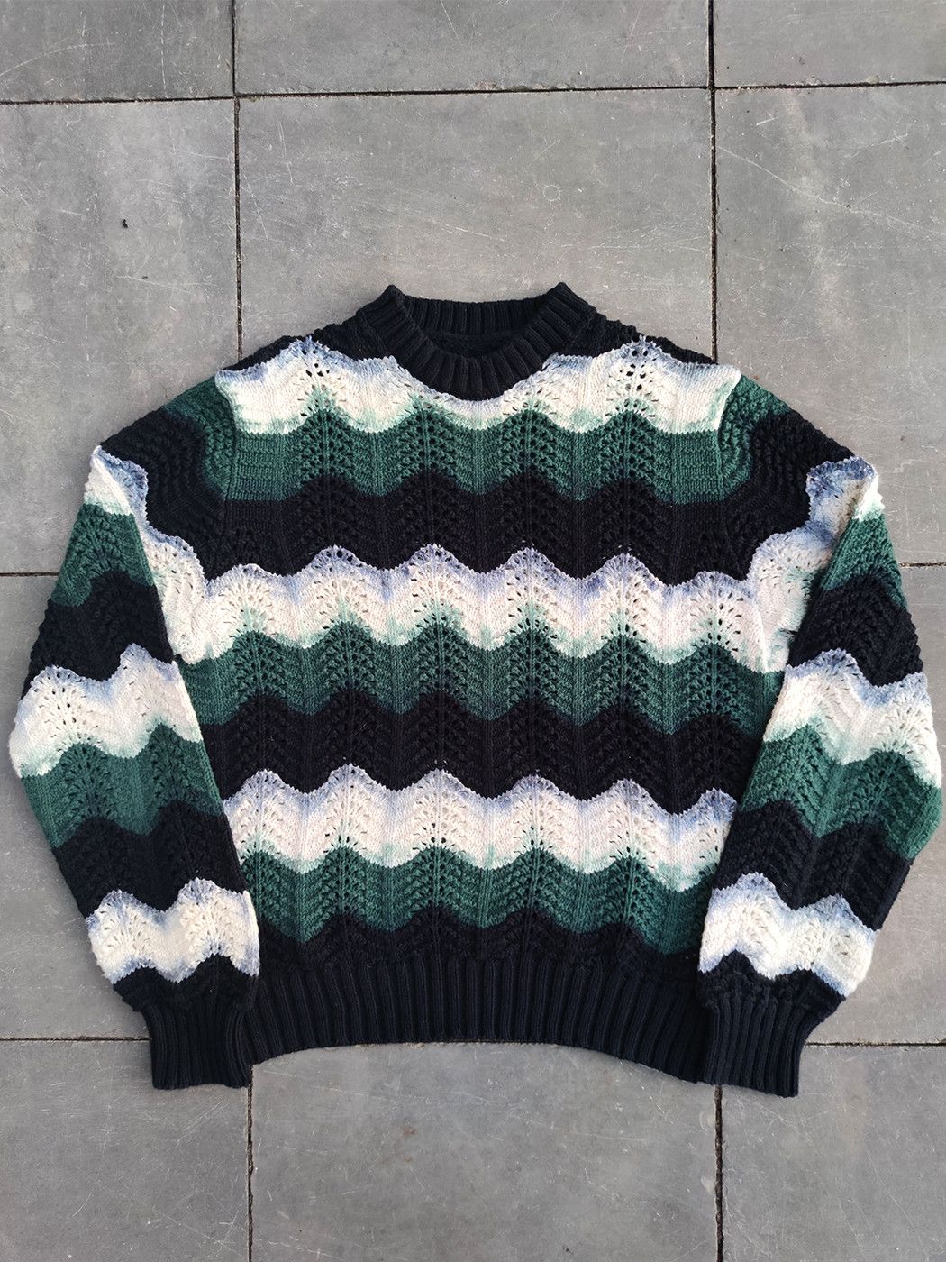 Maison Margiela Wavy Border Sweater Size US M / EU 48-50 / 2 - 1 Thumbnail