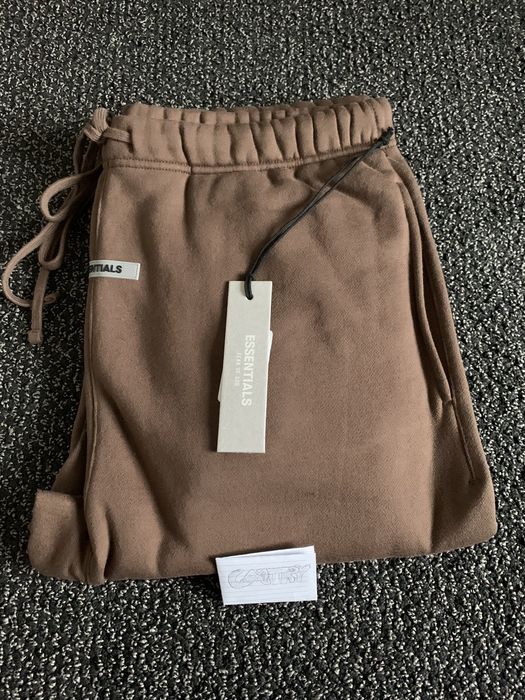 Fear of god essentials x ssense sweatpants rain online drum