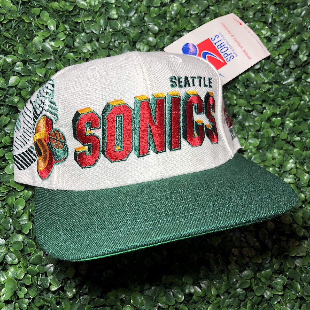 Vintage Twins Seattle Supersonics Snapback NWOT — Roots