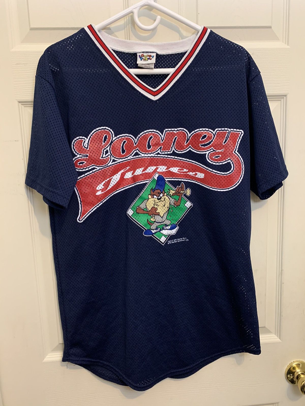 MLB × Vintage × Warner Bros 1997 Looney Tunes Mesh Baseball Jersey Taz Size US M / EU 48-50 / 2 - 1 Thumbnail