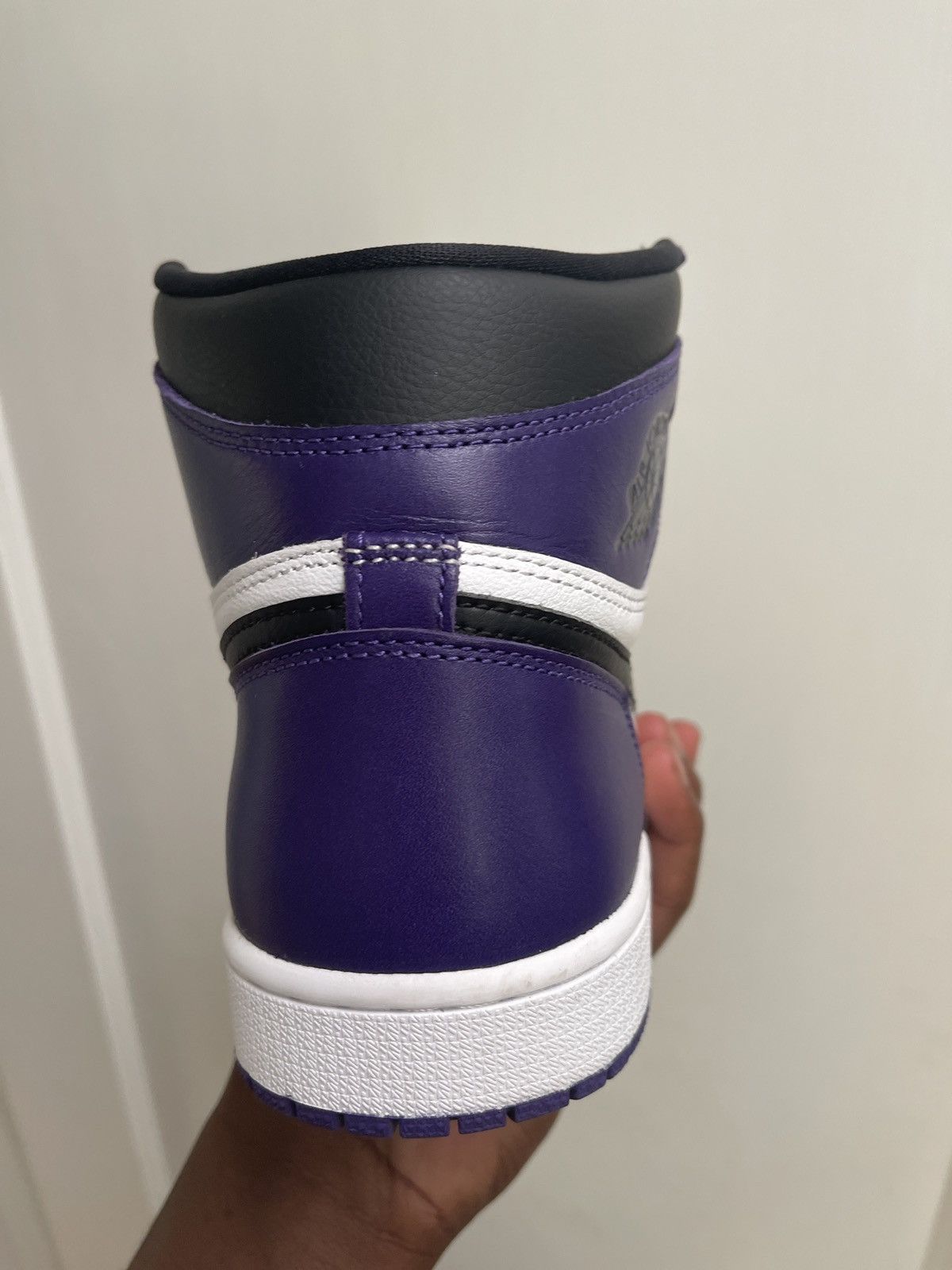 Jordan Brand Air Jordan 1 Retro High Court Purple Size US 11 / EU 44 - 5 Thumbnail
