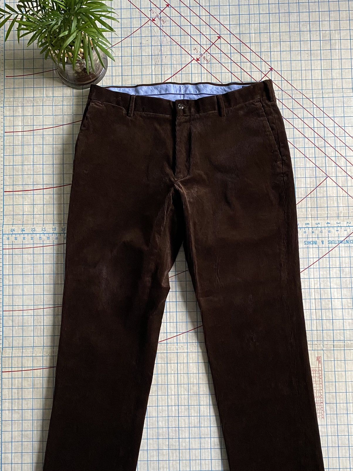 Polo Ralph Lauren Polo Ralph Lauren Thick Corduroy Casual Pants Size 36 Brown Size US 36 / EU 52 - 1 Thumbnail