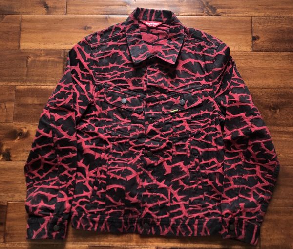 Supreme thorn trucker on sale jacket